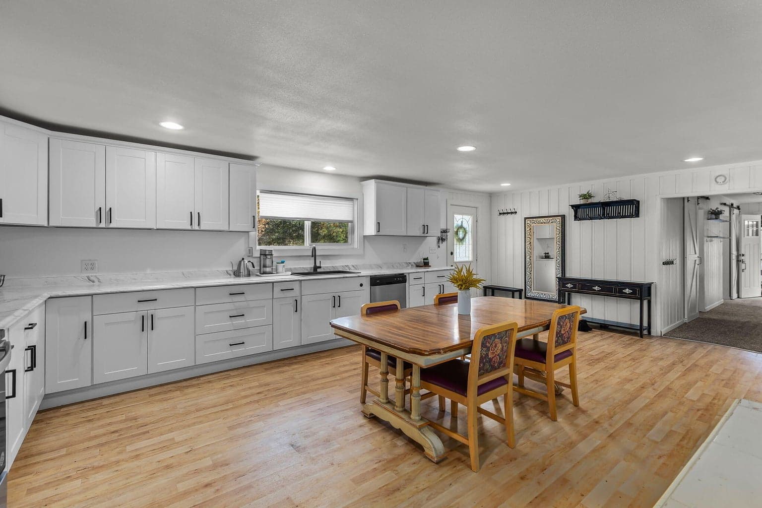 Photo of 51273 Parker Road 7 of 33