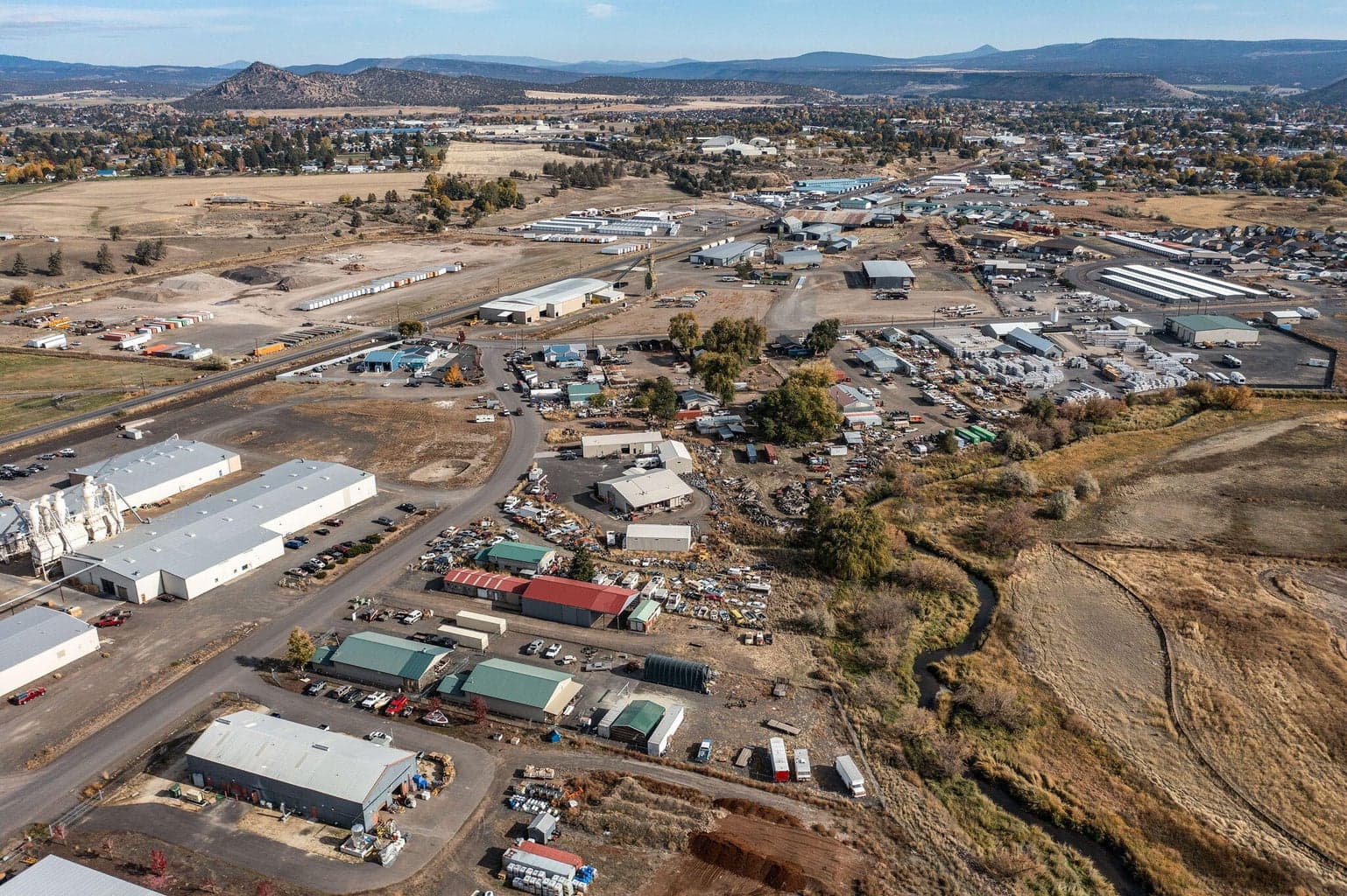 Photo of 1942 NW Industrial Park Road 19 of 48