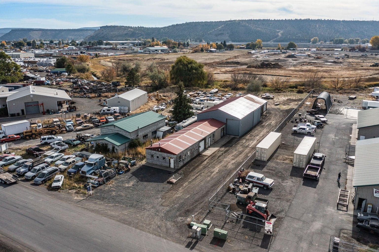 Photo of 1942 NW Industrial Park Road 25 of 48