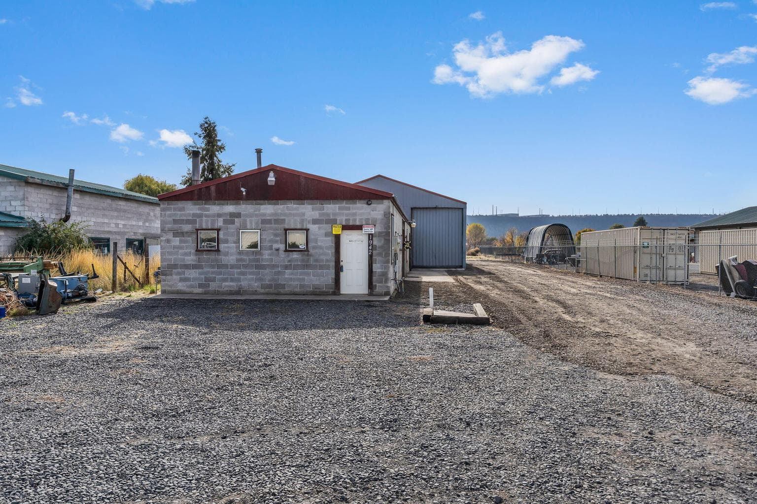 Photo of 1942 NW Industrial Park Road 29 of 48