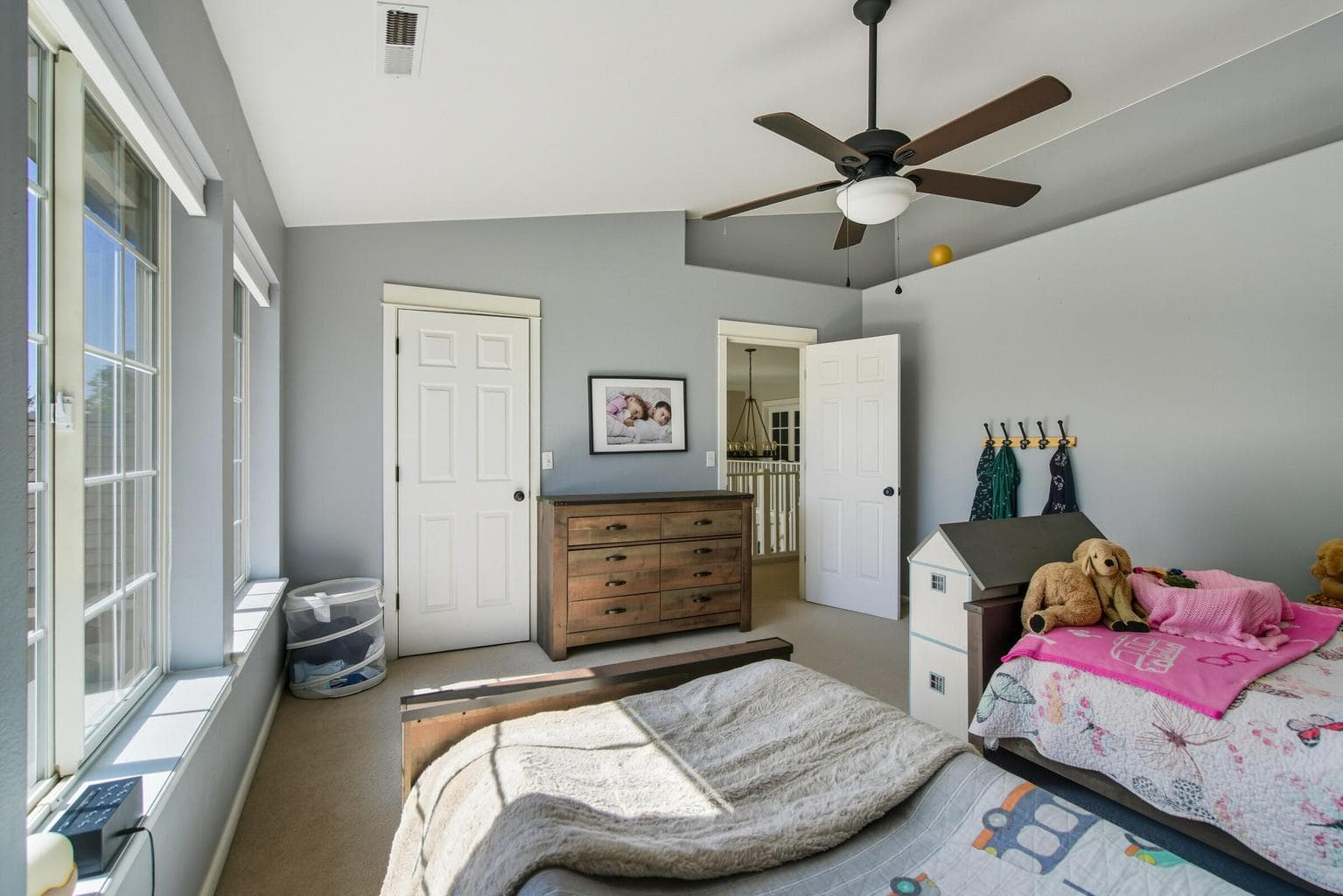 Photo of 1653 NW Spruce Place 26 of 37