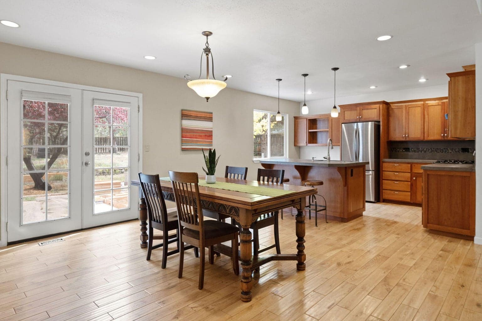 Photo of 1848 NE 14th Street 6 of 37
