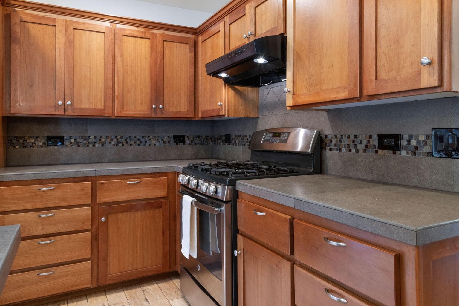 Photo of 1848 NE 14th Street 9 of 37