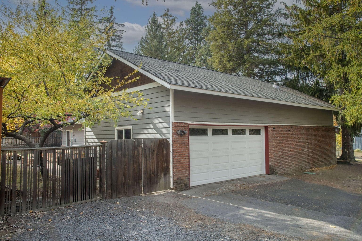 Photo of 1848 NE 14th Street 31 of 37