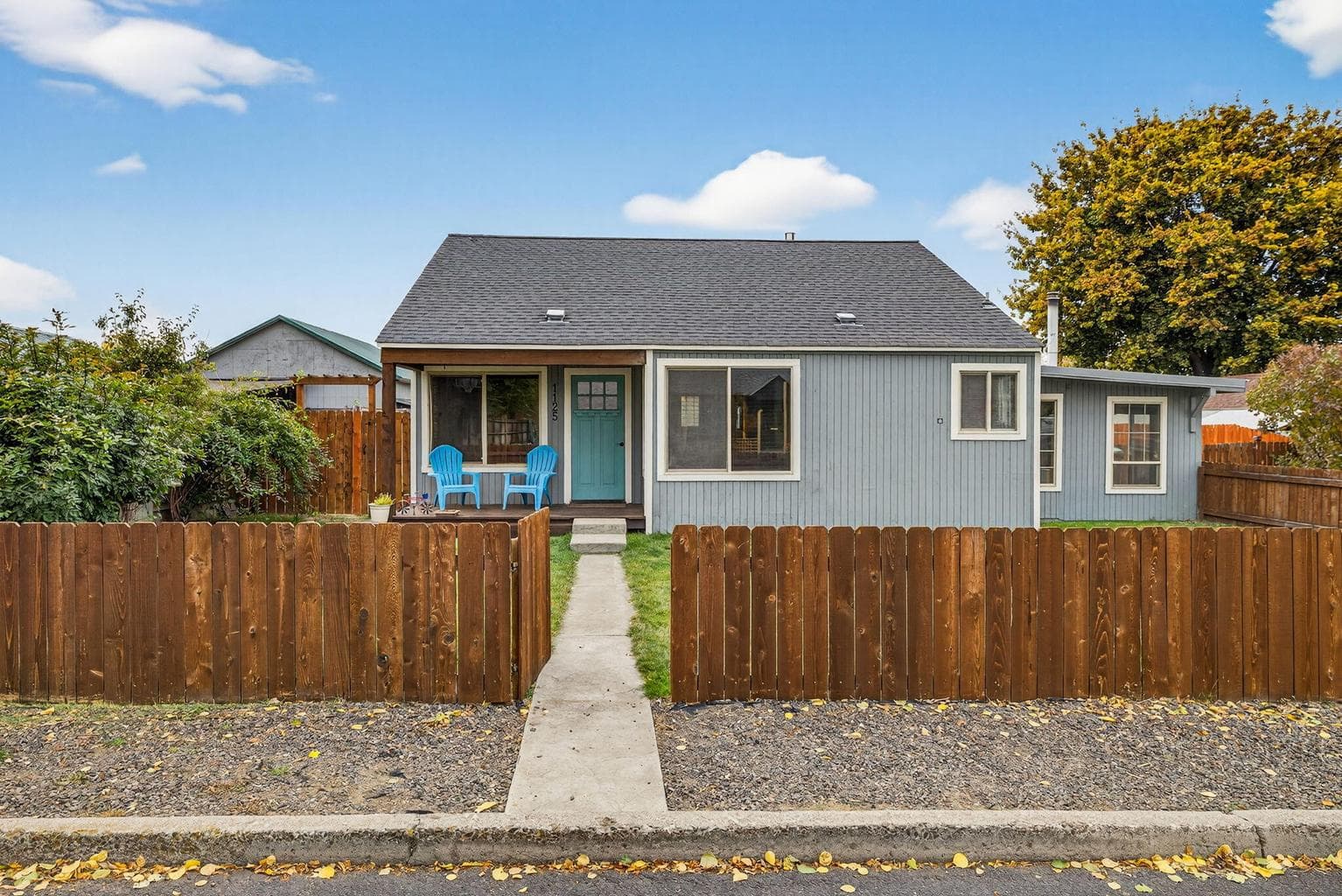 Photo of 1125 NE McRae Court 6 of 64