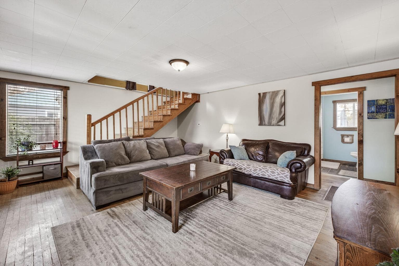 Photo of 1125 NE McRae Court 15 of 64