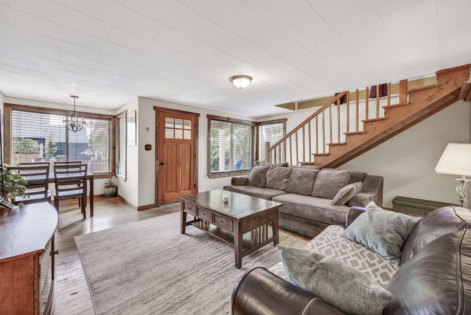 Photo of 1125 NE McRae Court 16 of 64