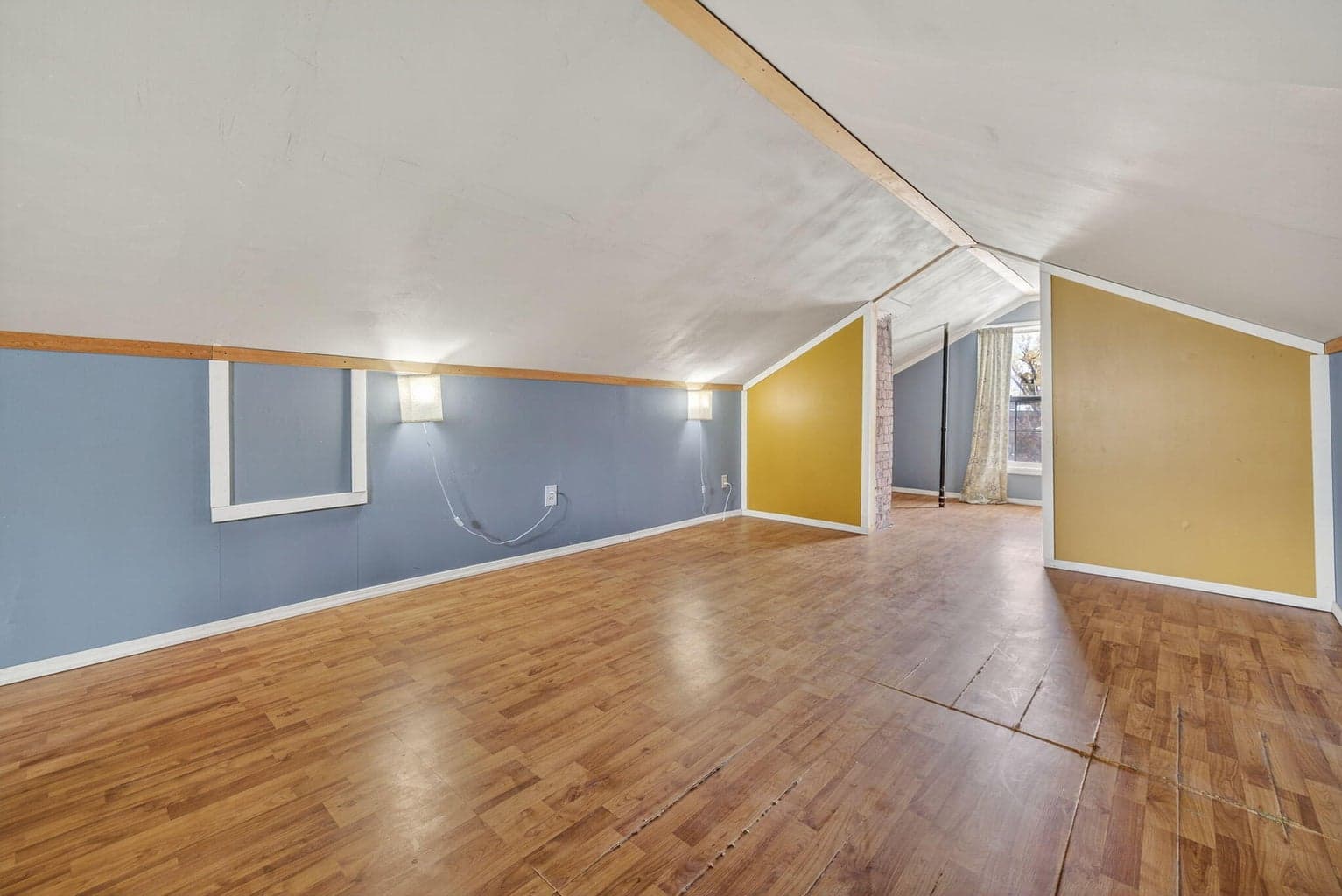 Photo of 1125 NE McRae Court 30 of 64