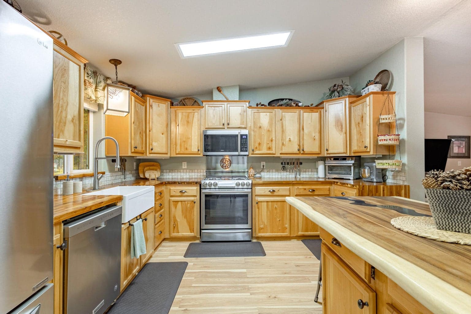 Photo of 16911 Indigo Lane 7 of 53
