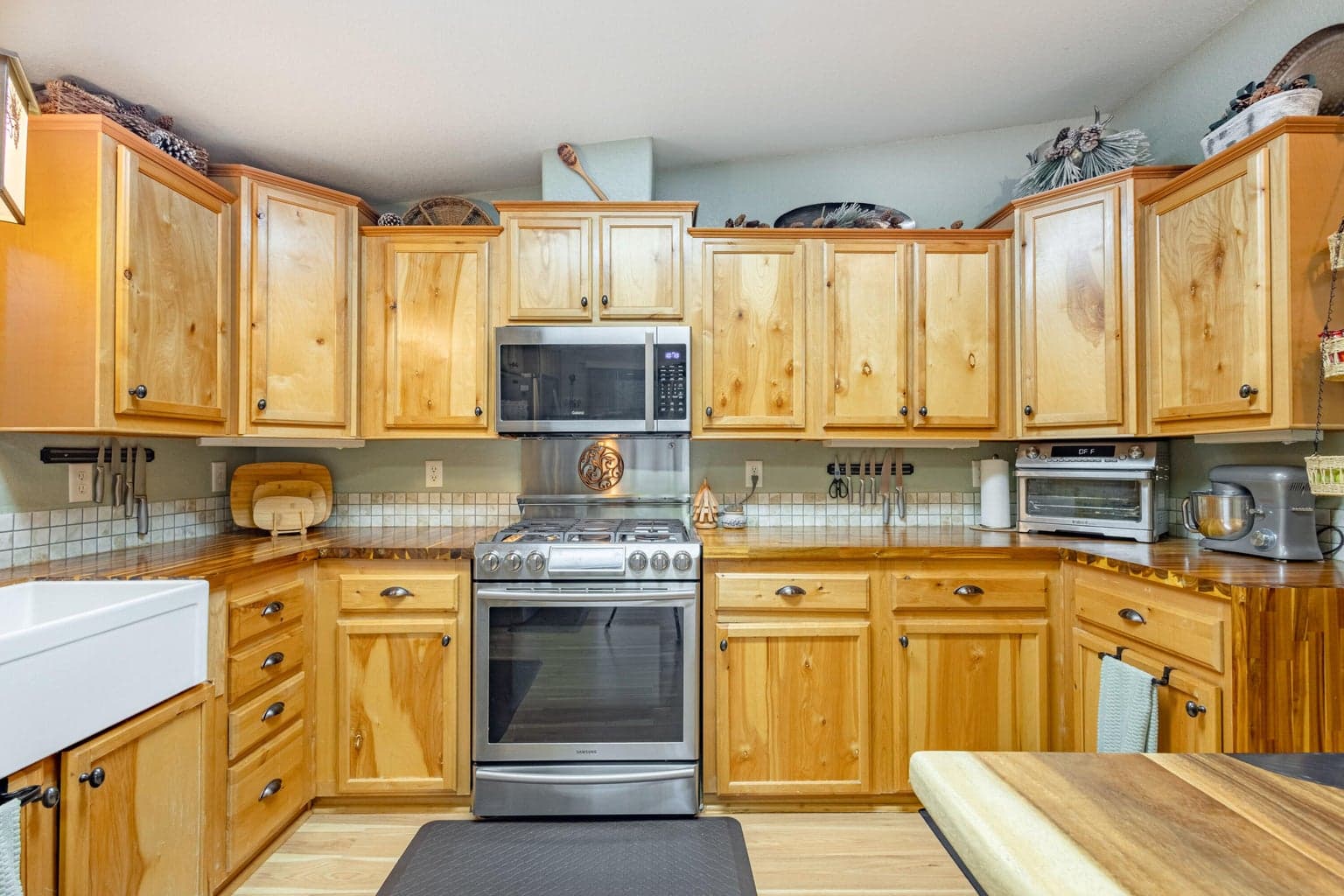 Photo of 16911 Indigo Lane 8 of 53