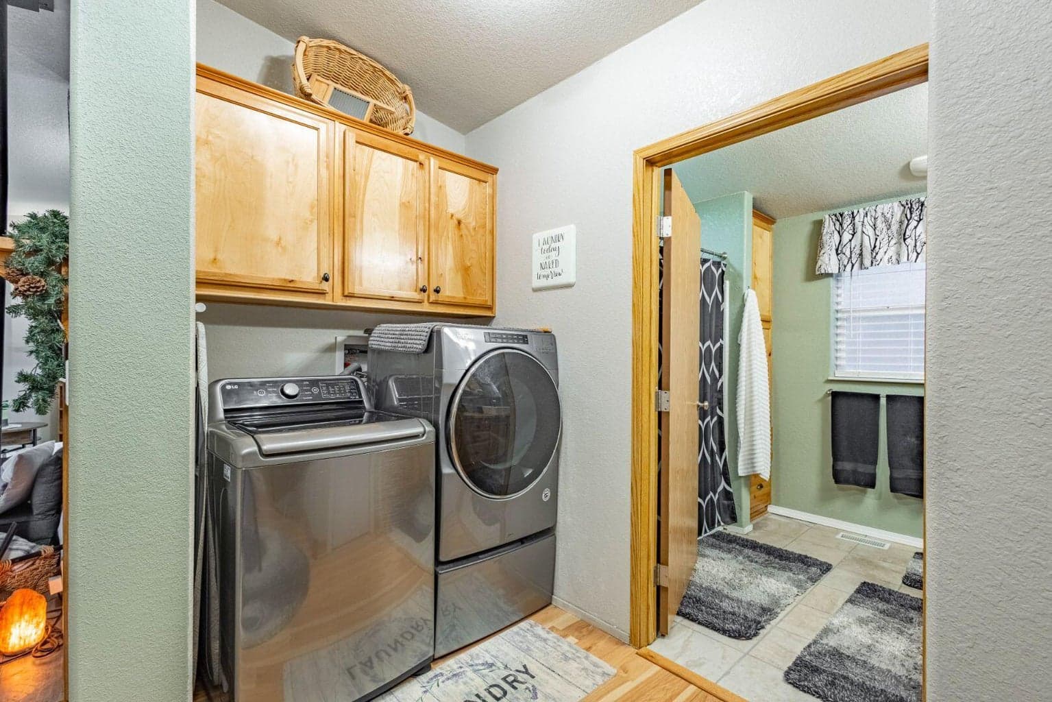 Photo of 16911 Indigo Lane 15 of 53