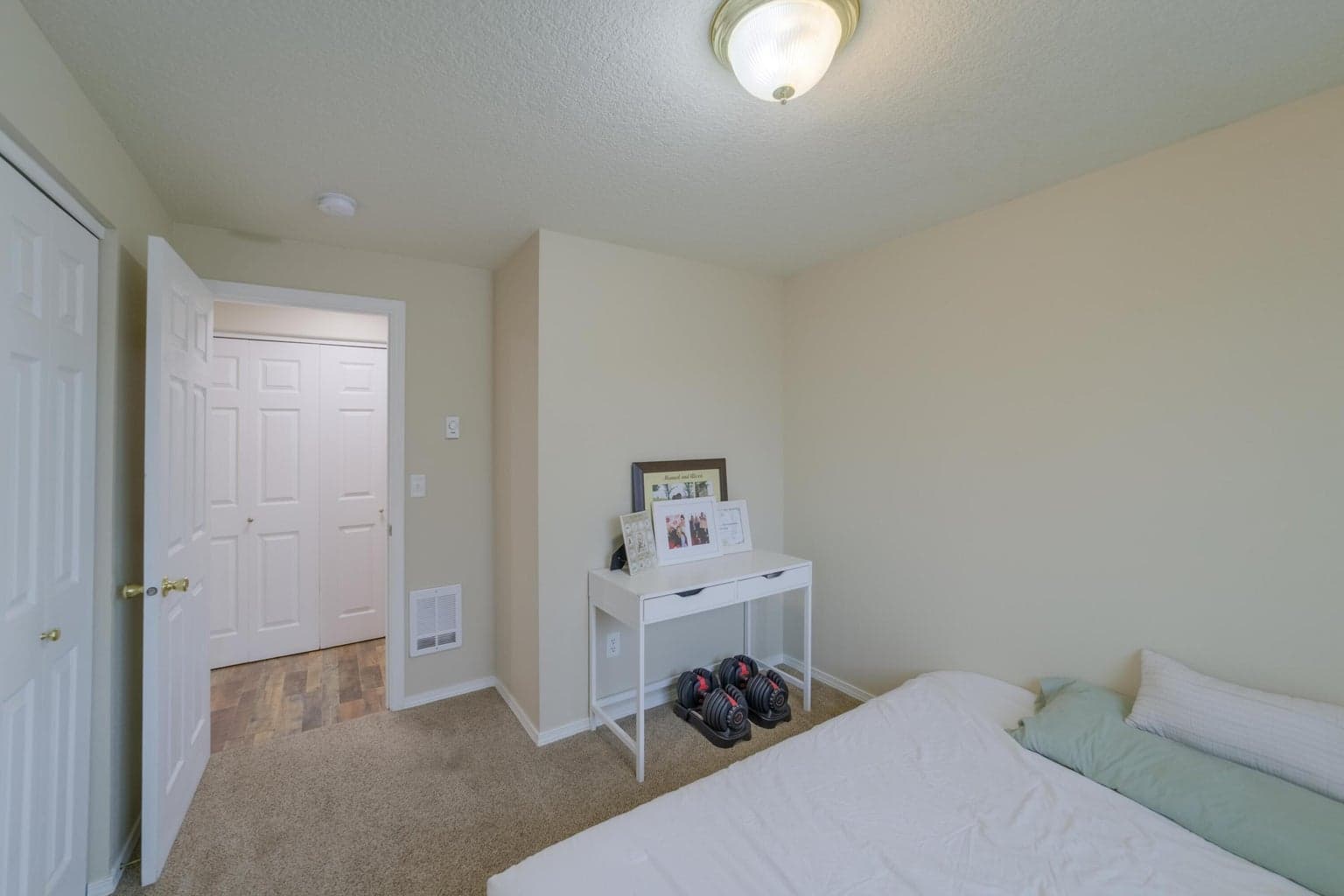Photo of 2068 NE Elk Street 22 of 28