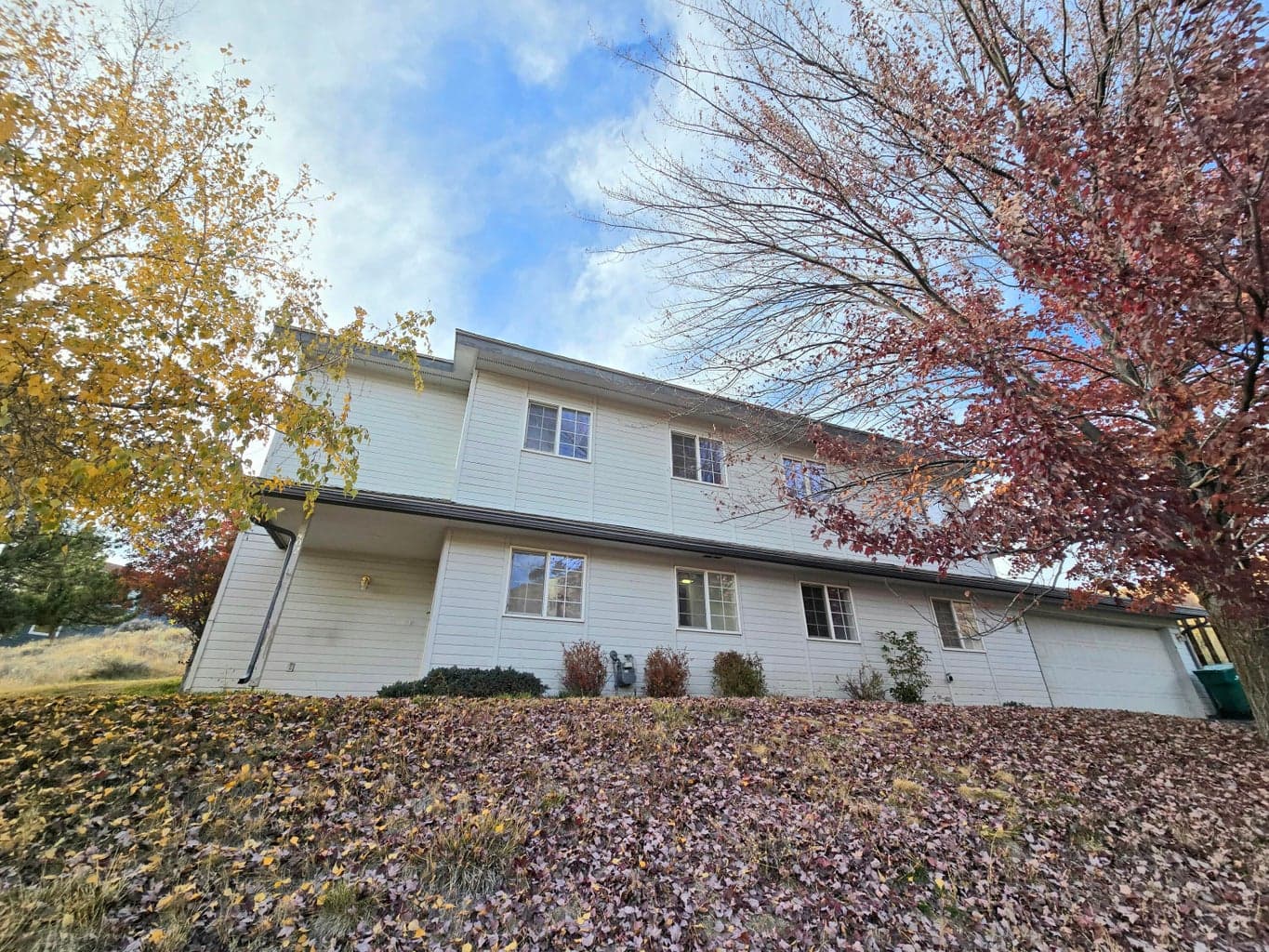 Photo of 402 Mountain View 2 of 19