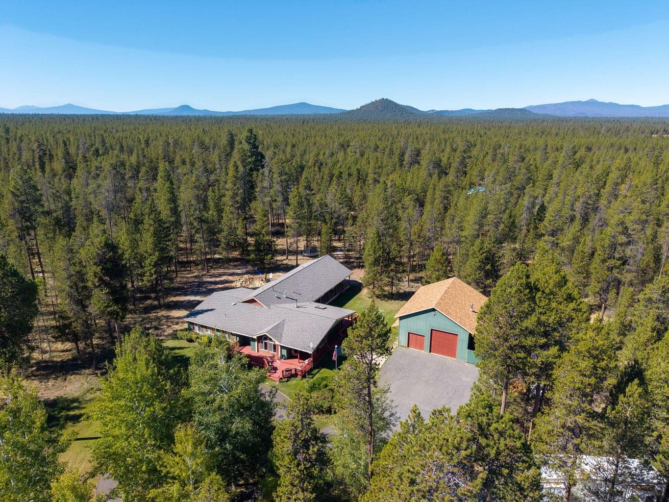 Photo of 55105 Jack Pine Way 8 of 85