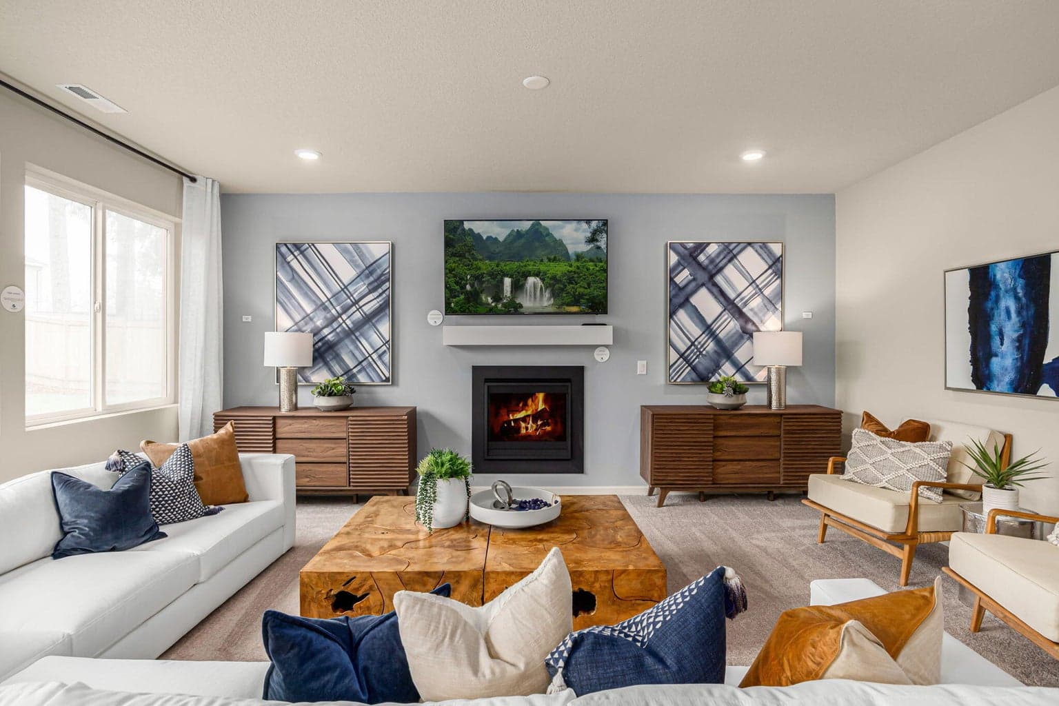 Photo of 63225 NE Carly Ln 6 of 25