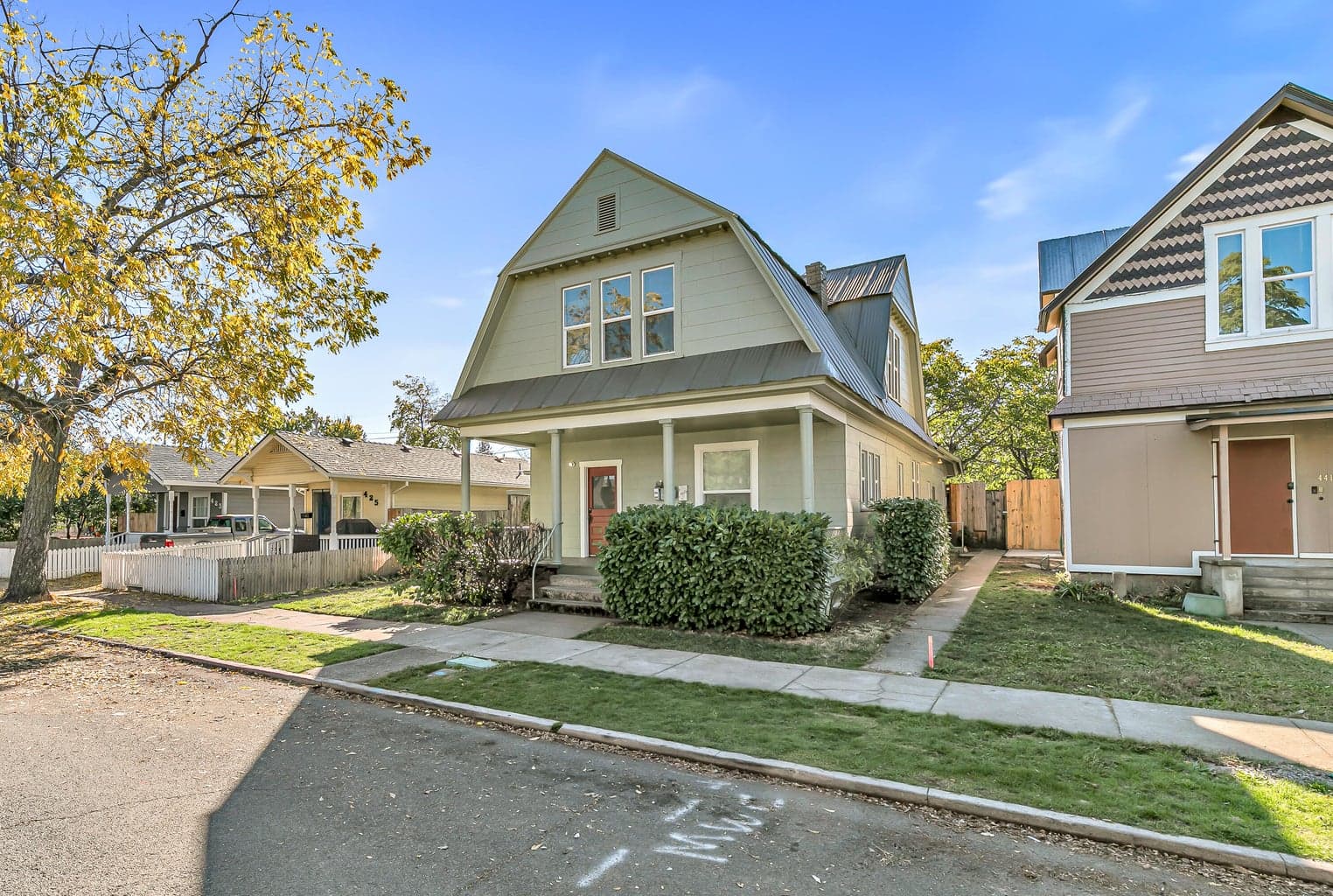 Photo of 441 N. Grape 2 of 61