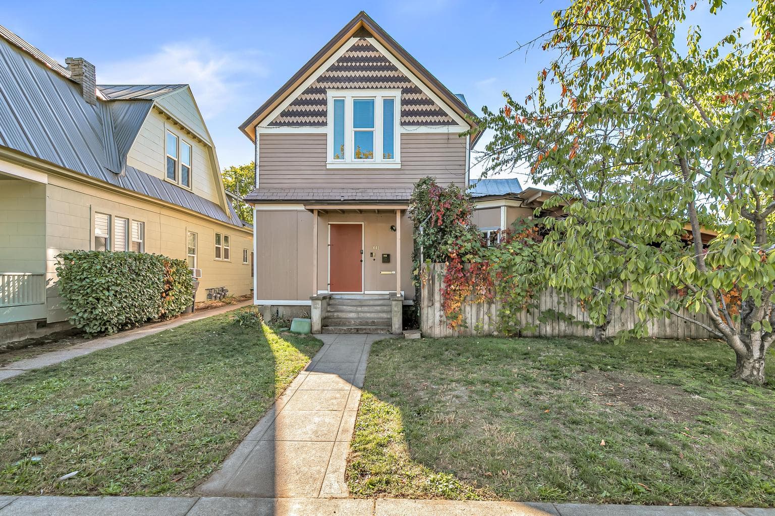 Photo of 441 N. Grape 3 of 61