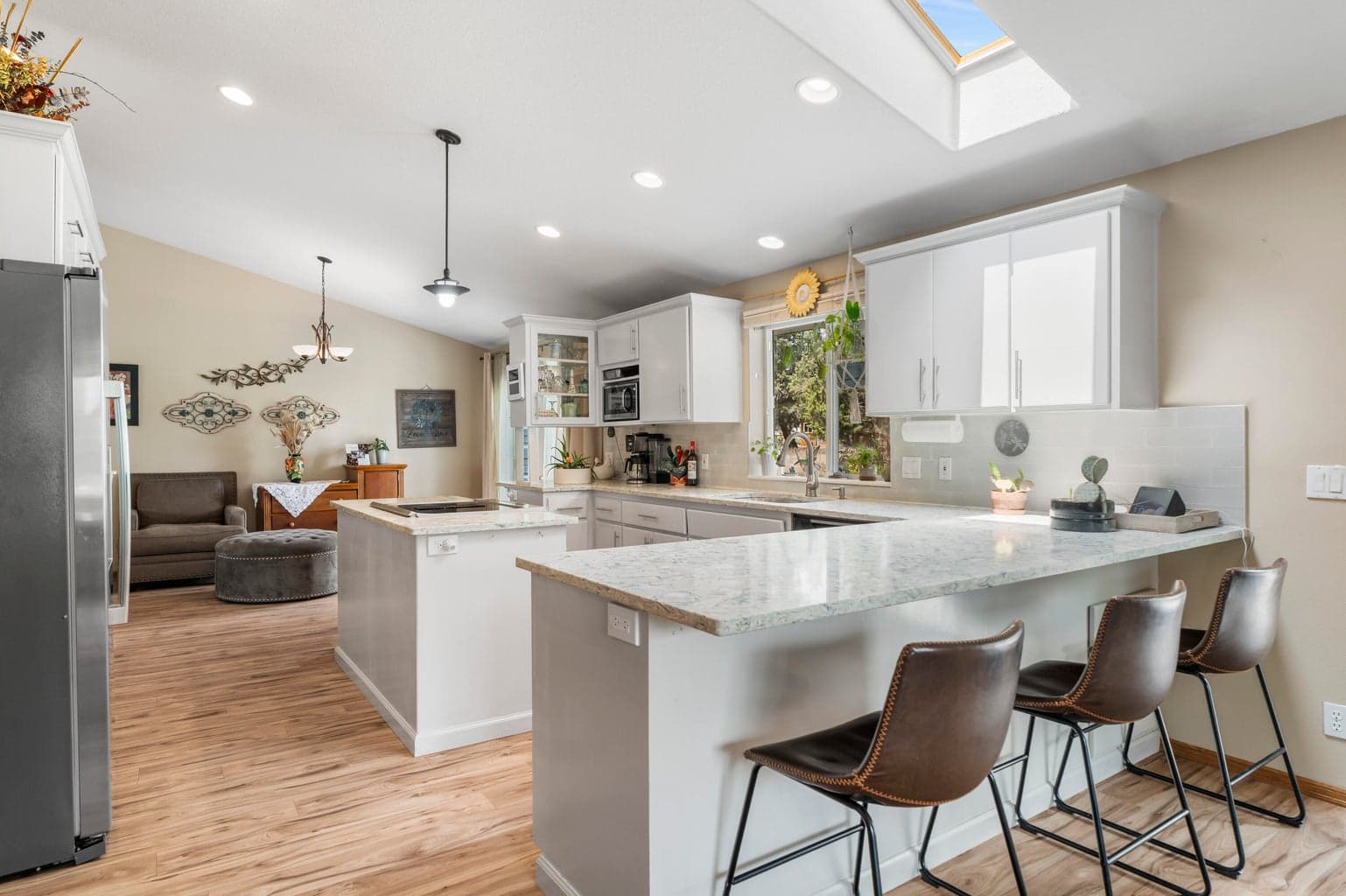 Photo of 5745 NW Zamia Avenue 10 of 57
