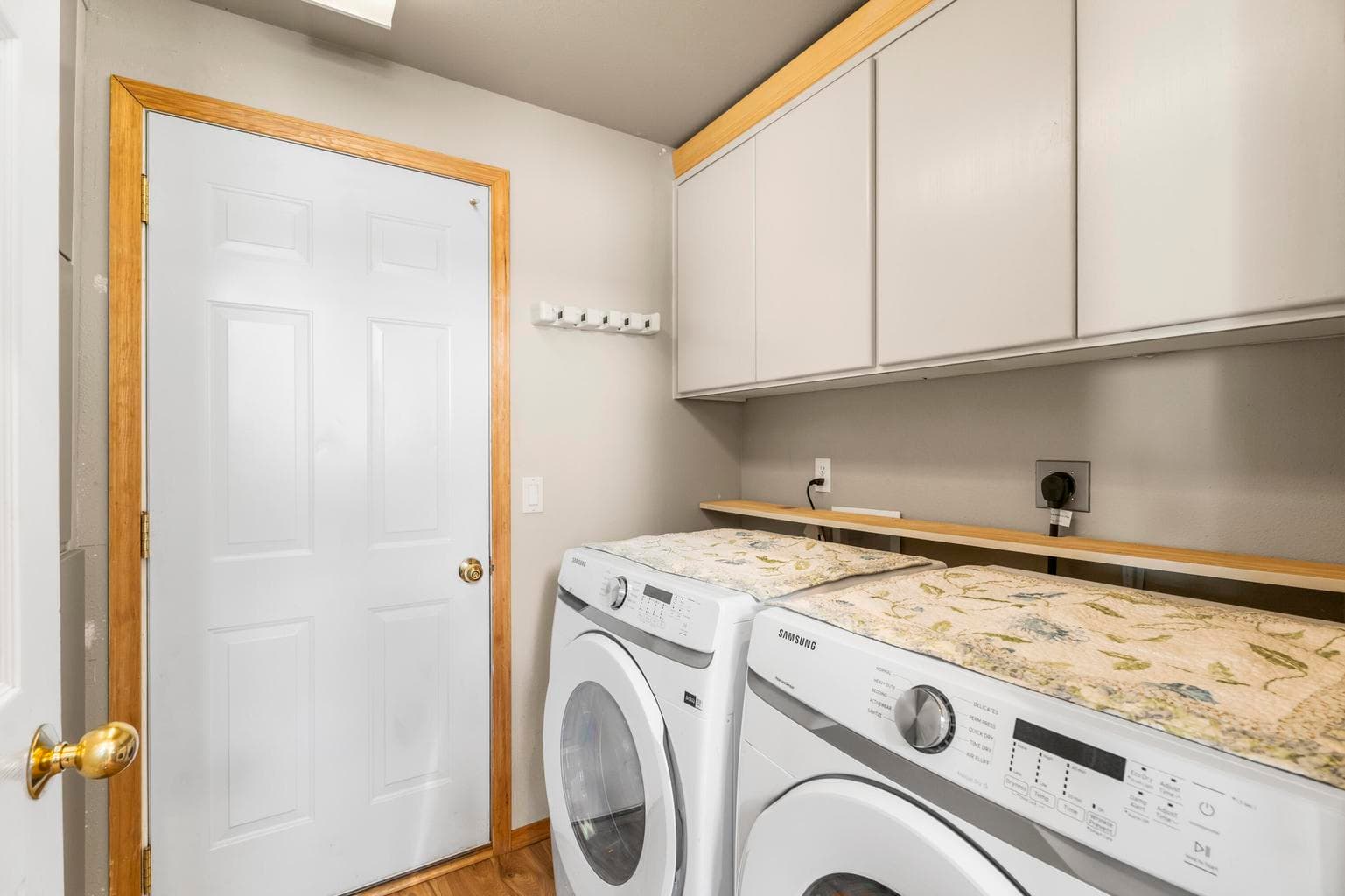Photo of 5745 NW Zamia Avenue 13 of 57