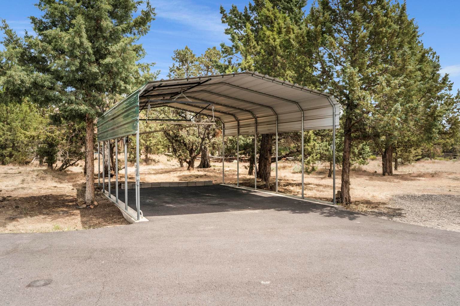Photo of 5745 NW Zamia Avenue 25 of 57