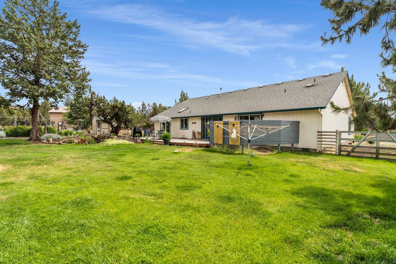 Photo of 5745 NW Zamia Avenue 27 of 57