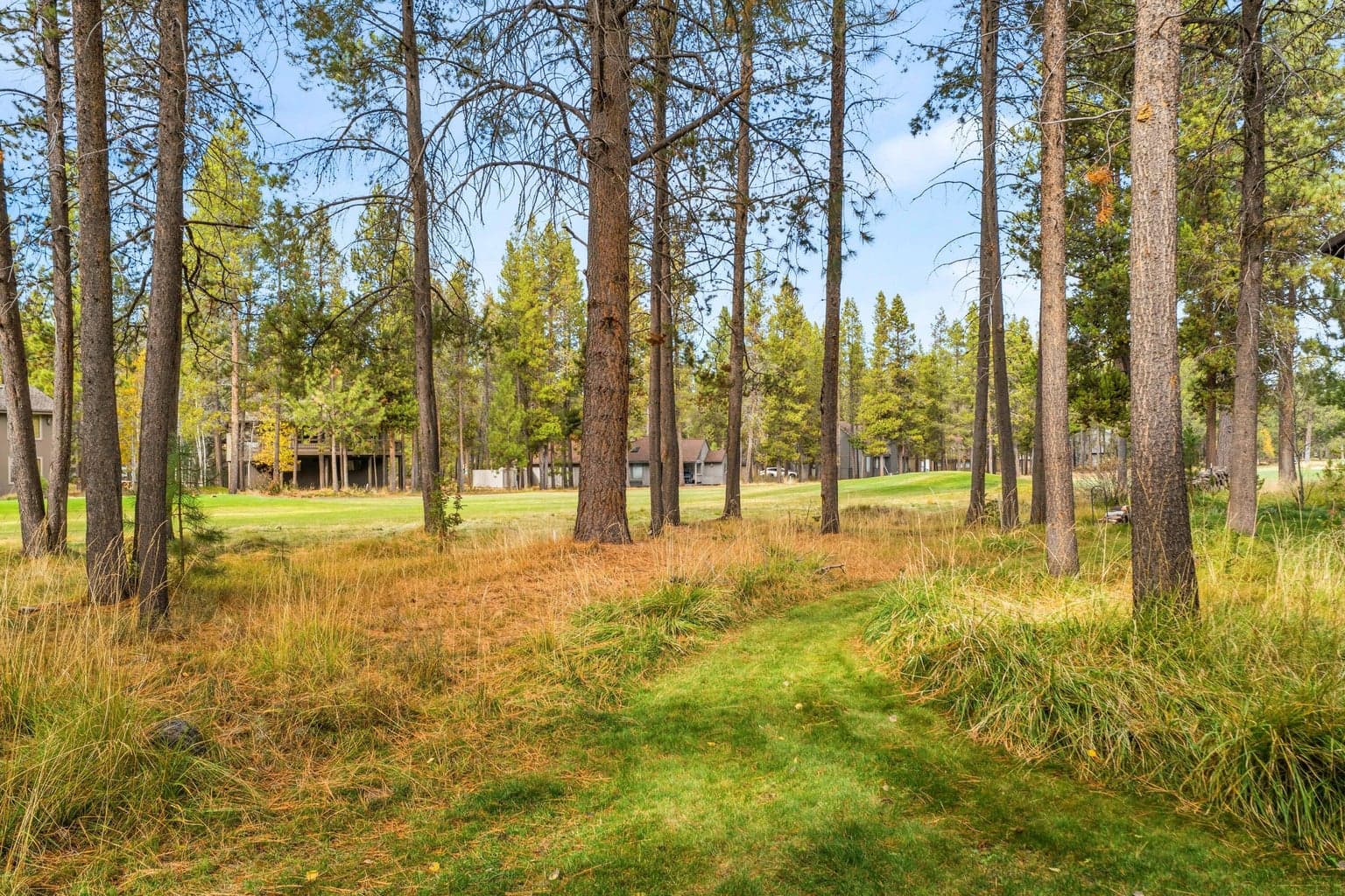 Photo of 57077 Wild Lily Lane 2 of 24