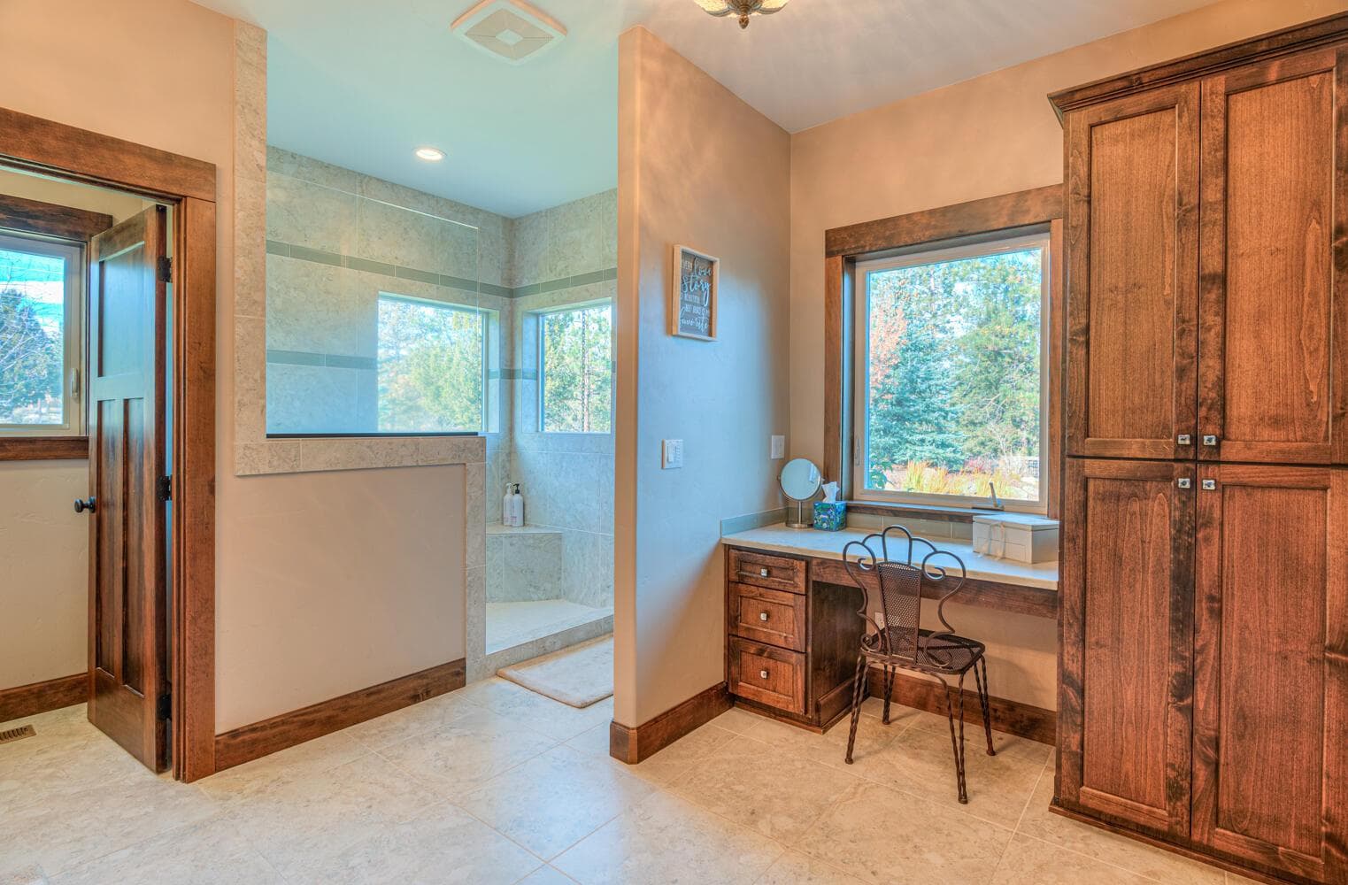 Photo of 16816 Ponderosa Cascade Drive 29 of 44