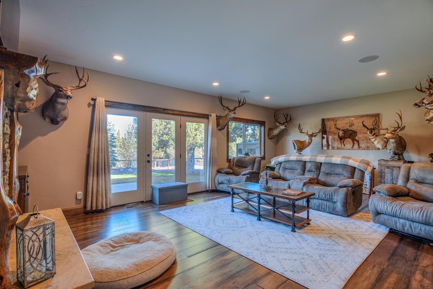 Photo of 16816 Ponderosa Cascade Drive 35 of 44