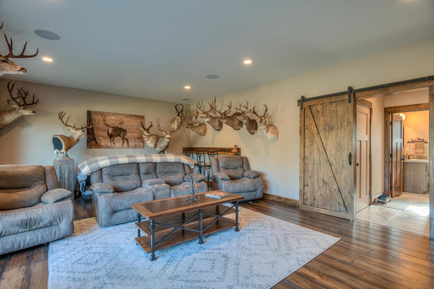 Photo of 16816 Ponderosa Cascade Drive 36 of 44