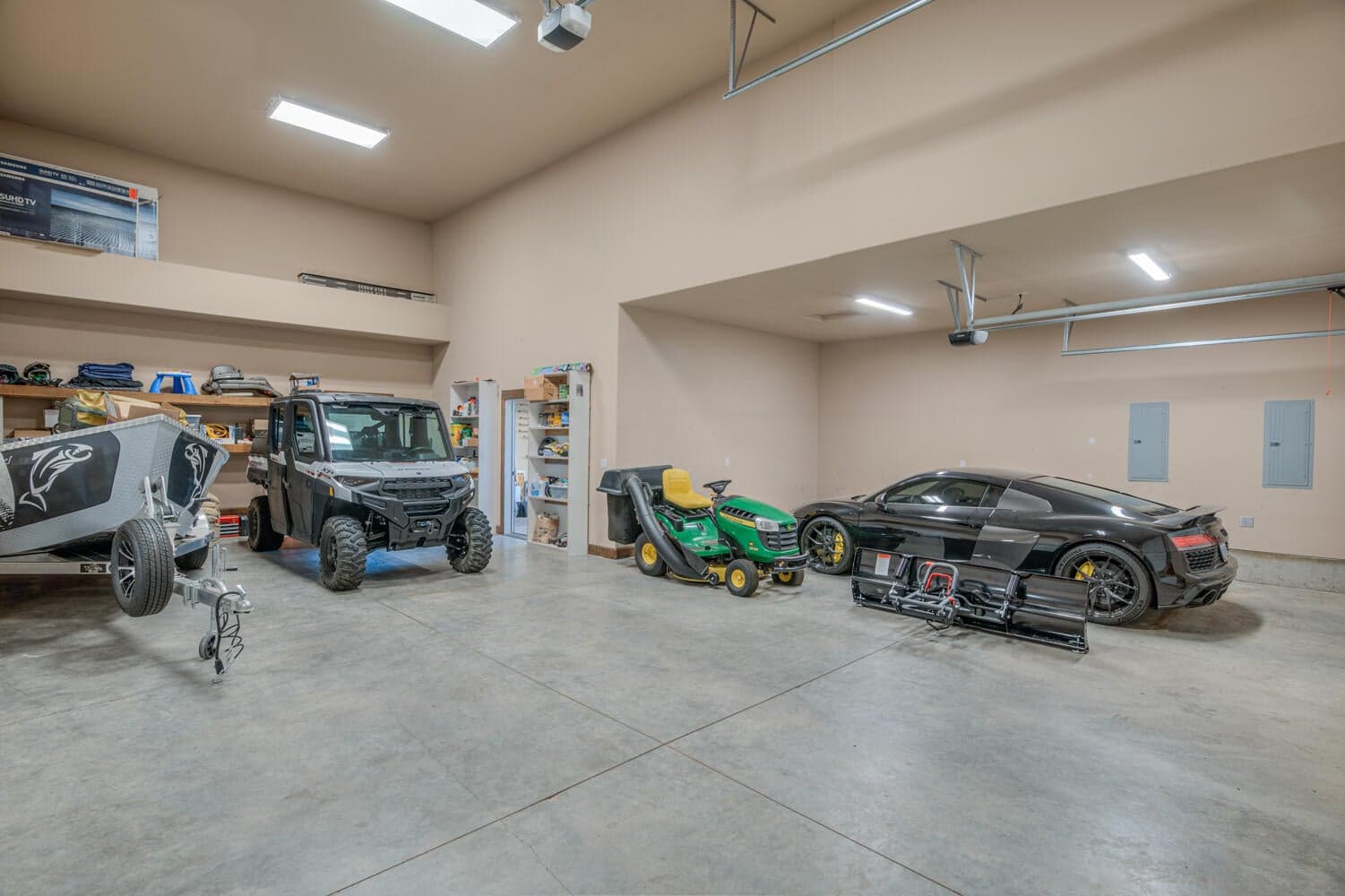 Photo of 16816 Ponderosa Cascade Drive 41 of 44