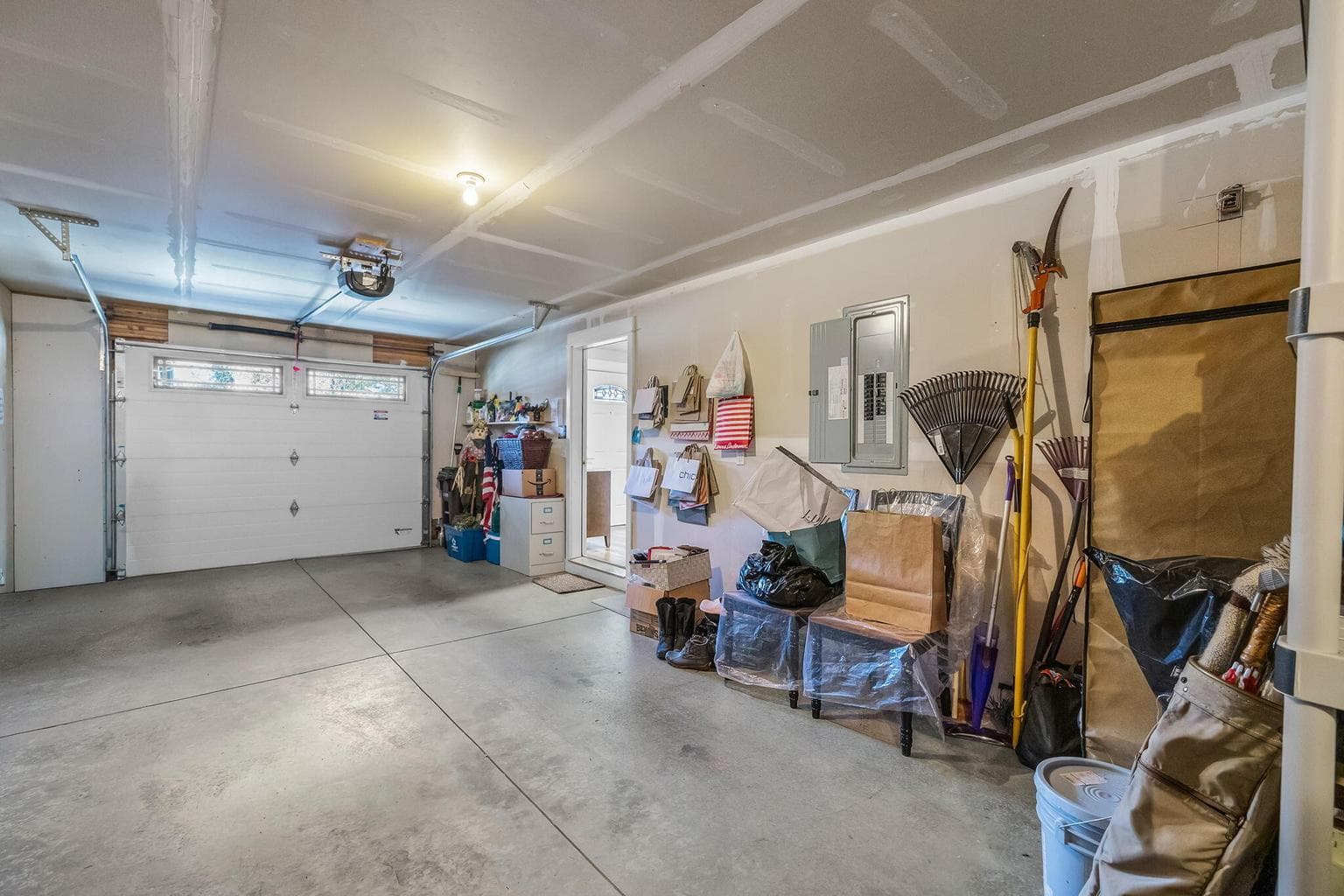 Photo of 3644 SW 30th Street 29 of 40