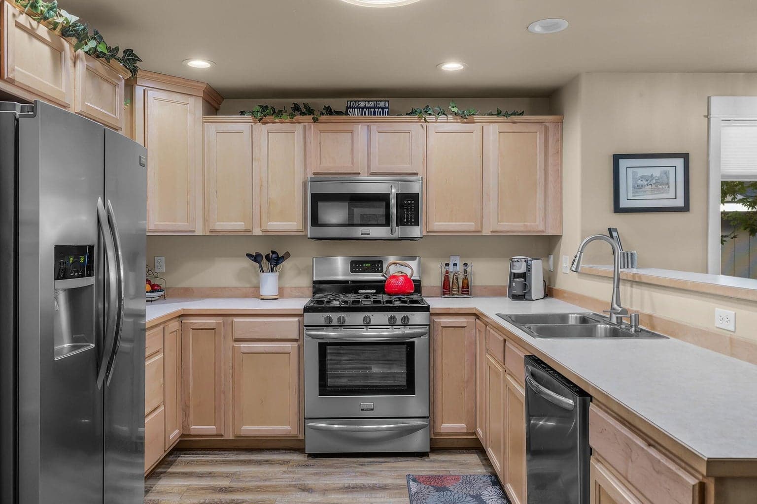 Photo of 3644 SW 30th Street 13 of 40