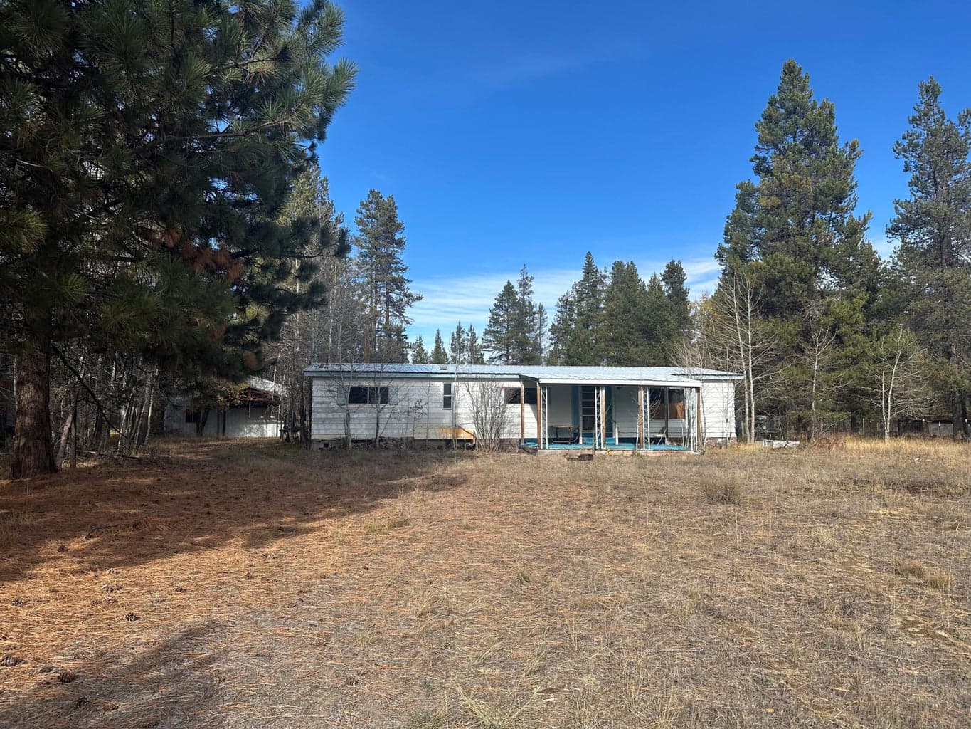 Photo of 16356 Dyke Road 1 of 1