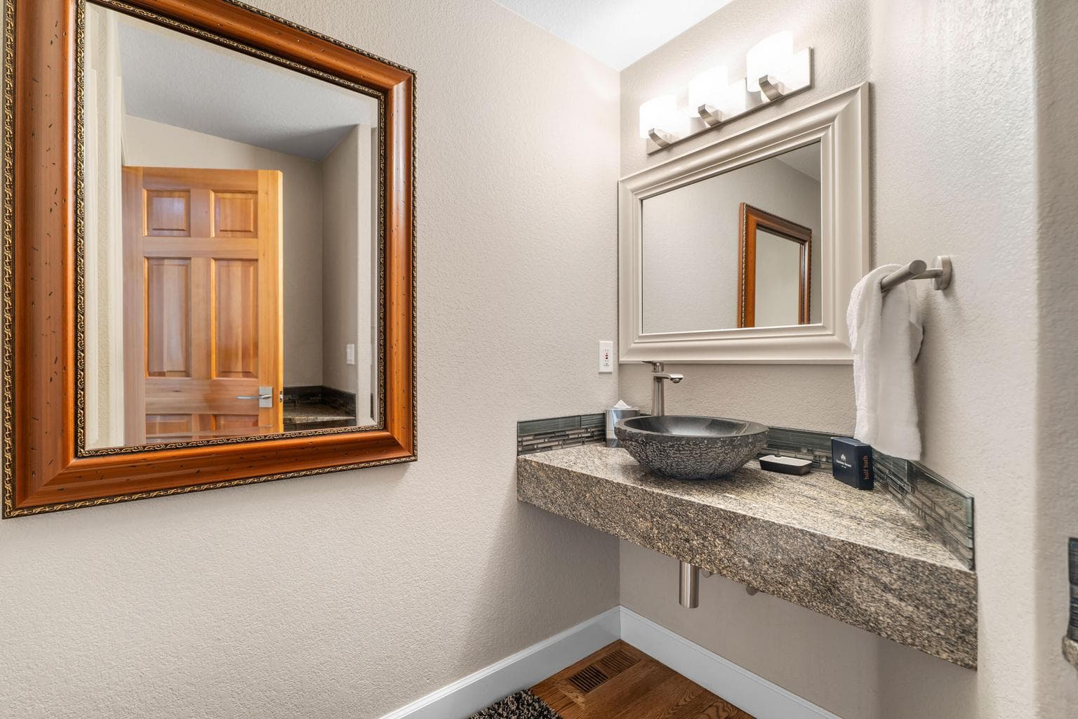 Photo of 17927 Foursome Lane 32 of 40
