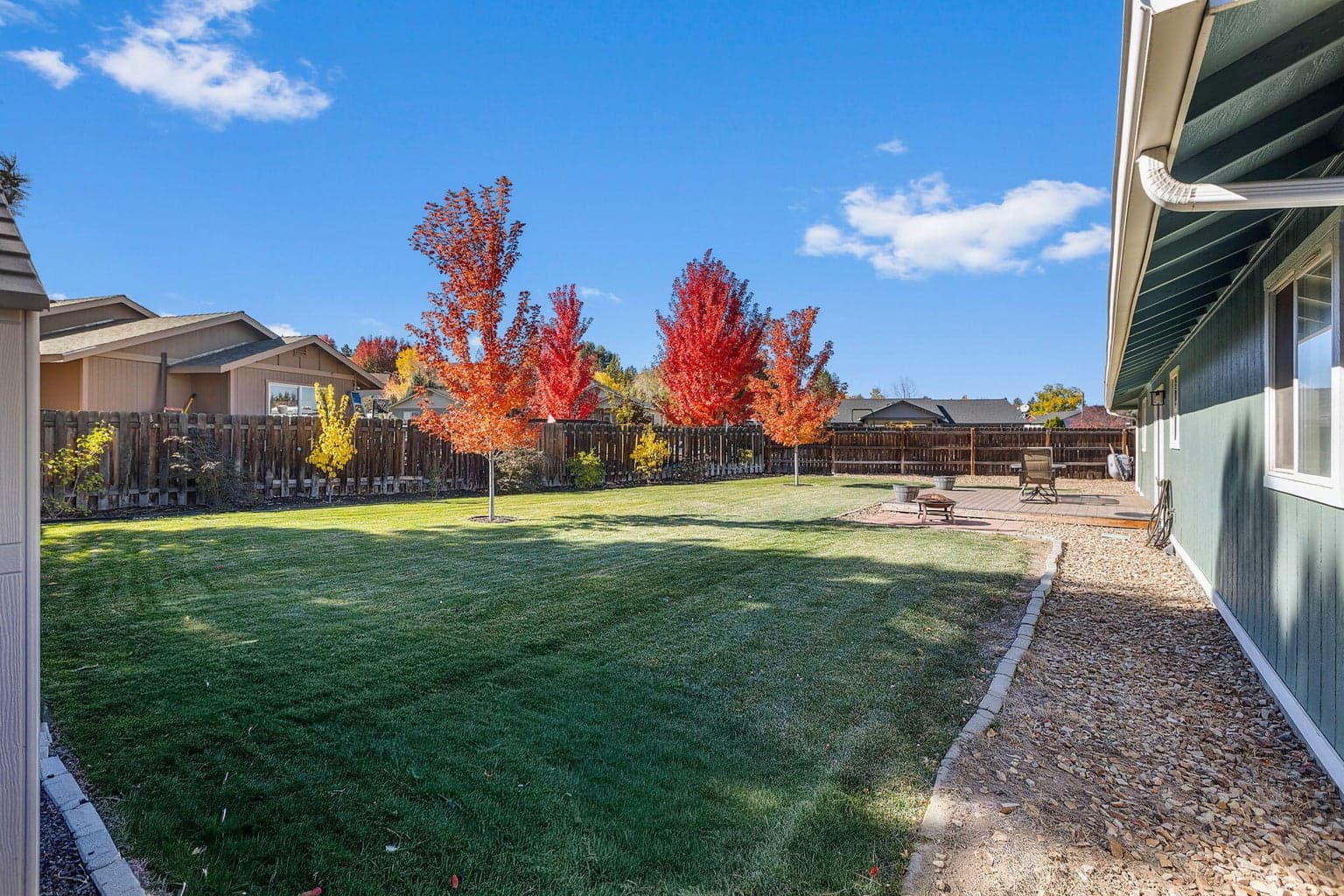 Photo of 3248 SW Salmon Avenue 18 of 32