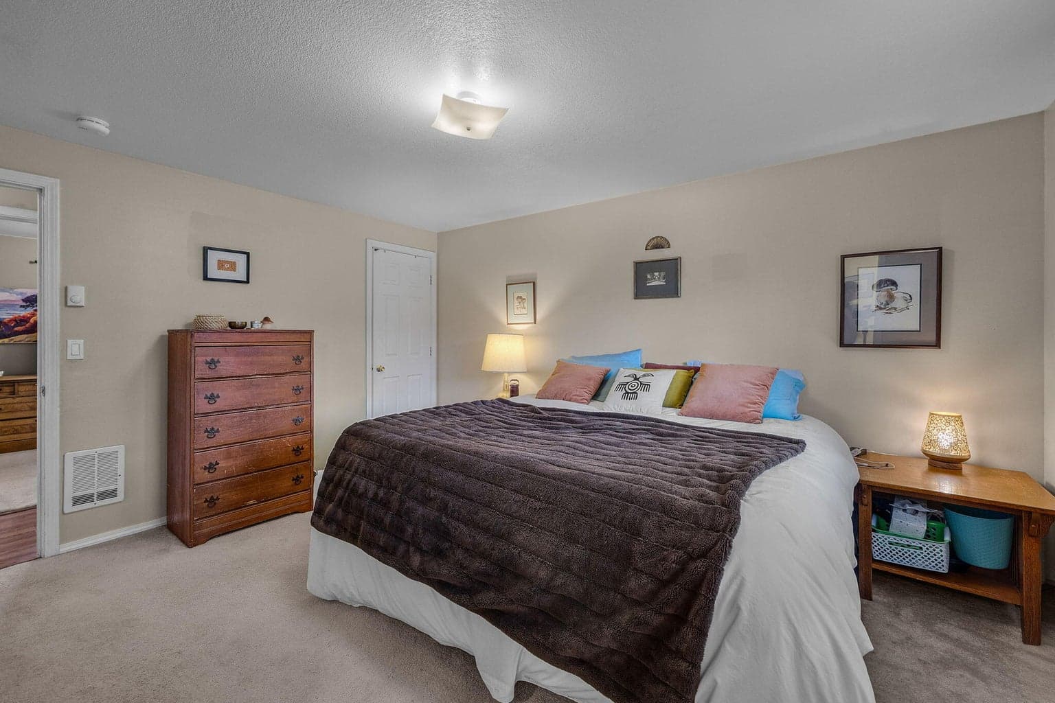 Photo of 3248 SW Salmon Avenue 24 of 32