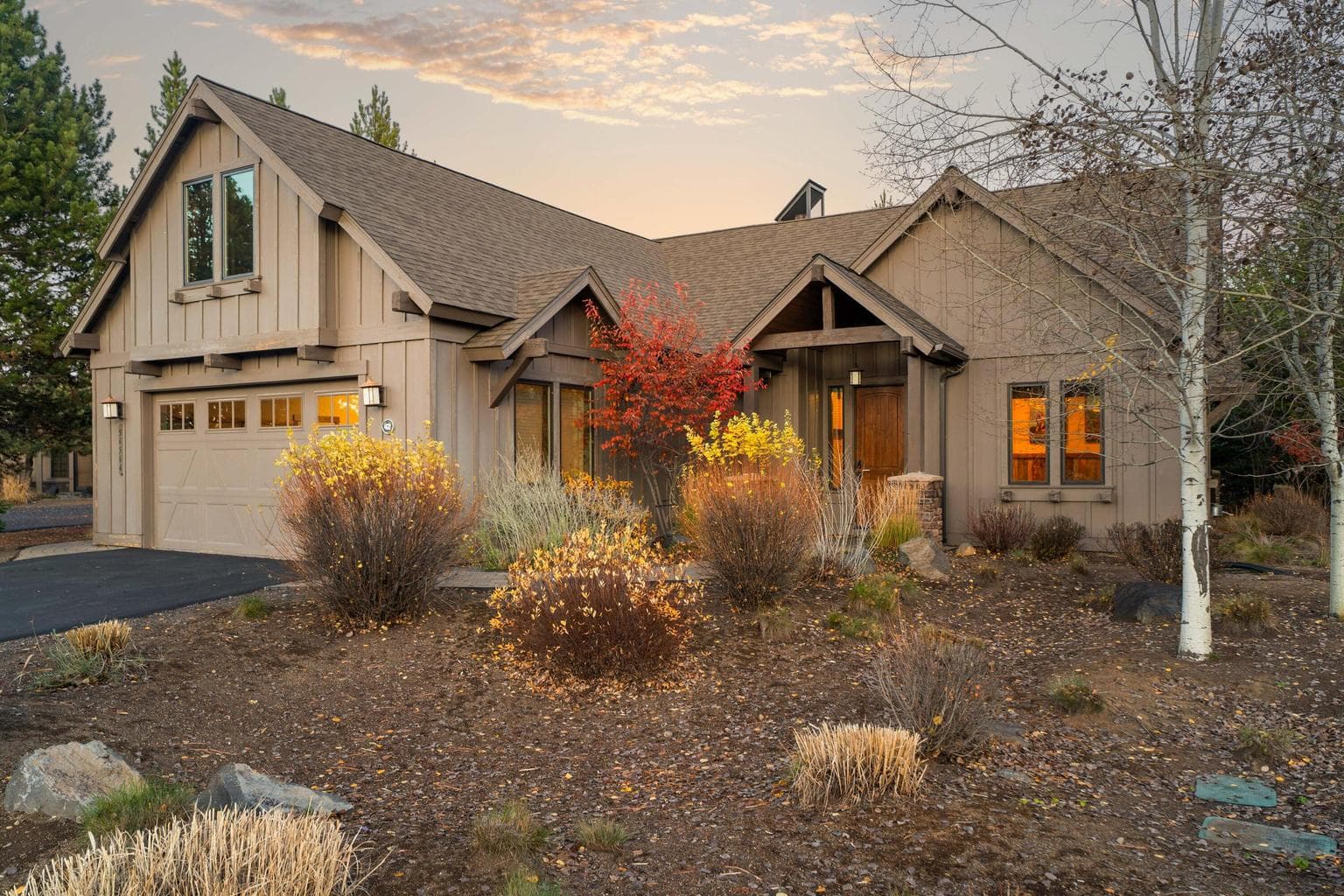 Photo of 56564 Caldera Springs Court 26 of 31