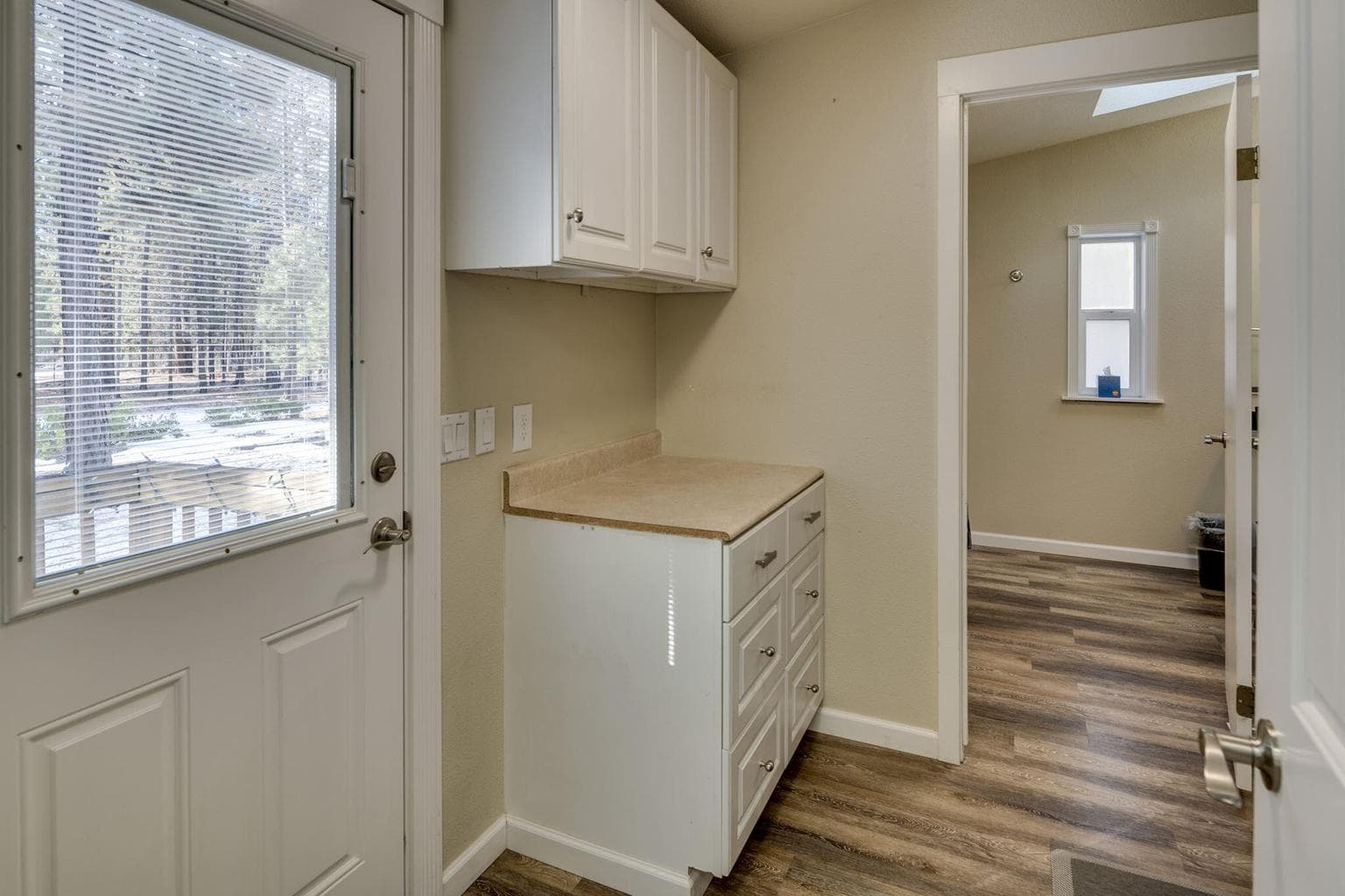 Photo of 17575 Sutter Street 17 of 62