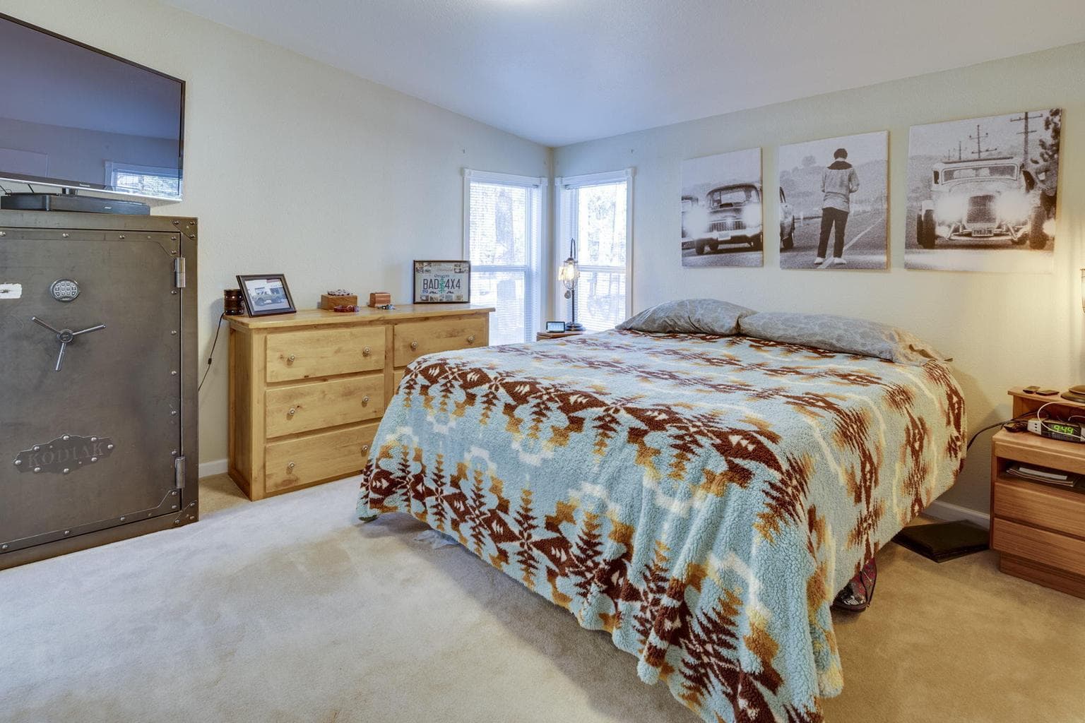 Photo of 17575 Sutter Street 21 of 62