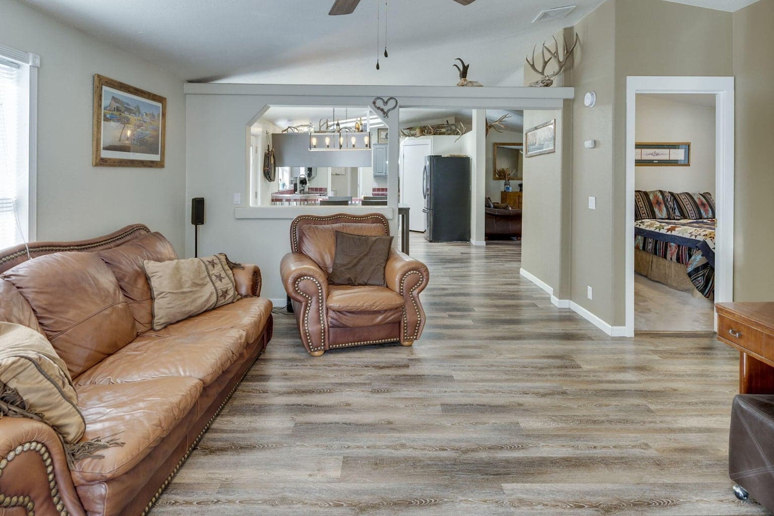 Photo of 17575 Sutter Street 11 of 62