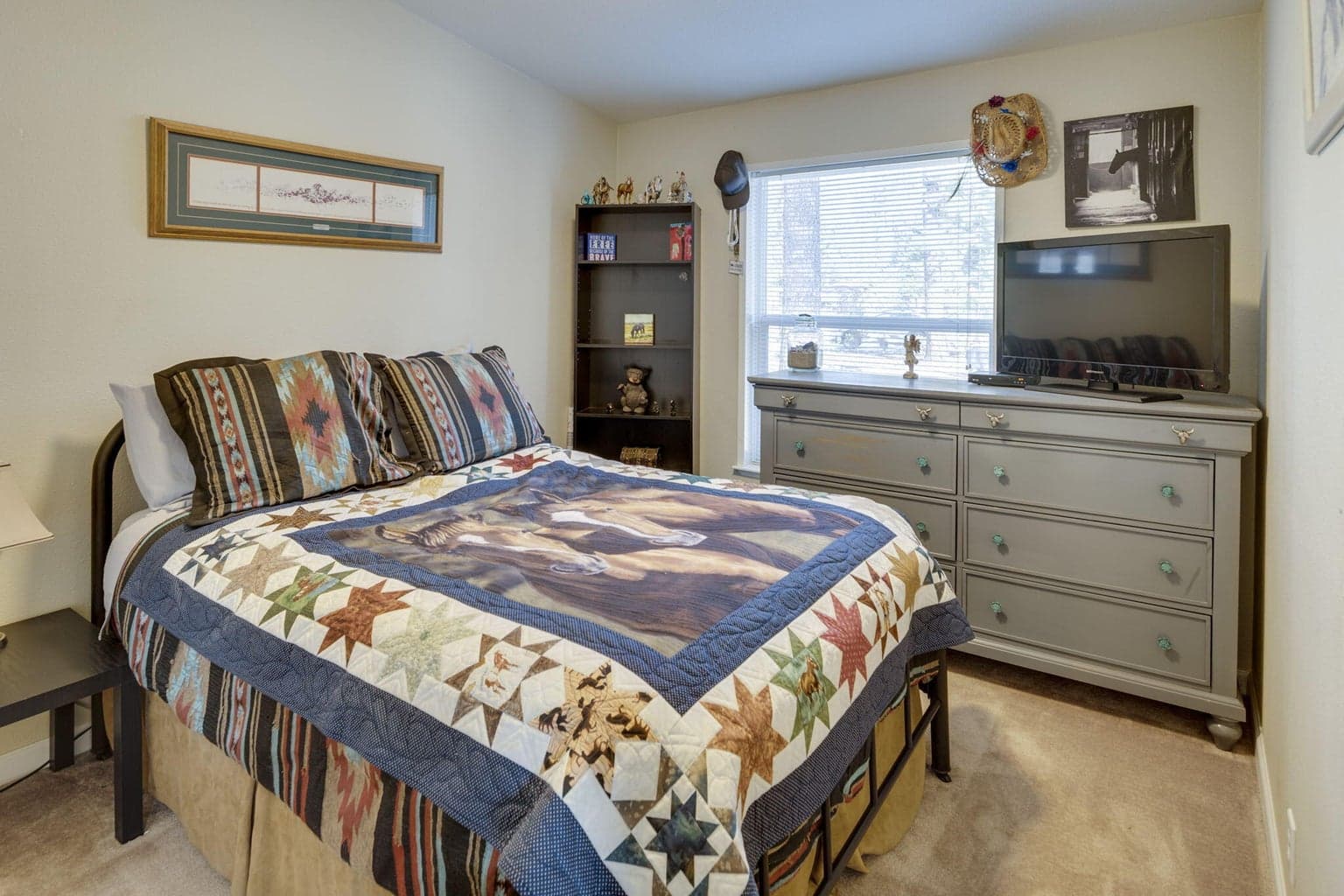 Photo of 17575 Sutter Street 23 of 62