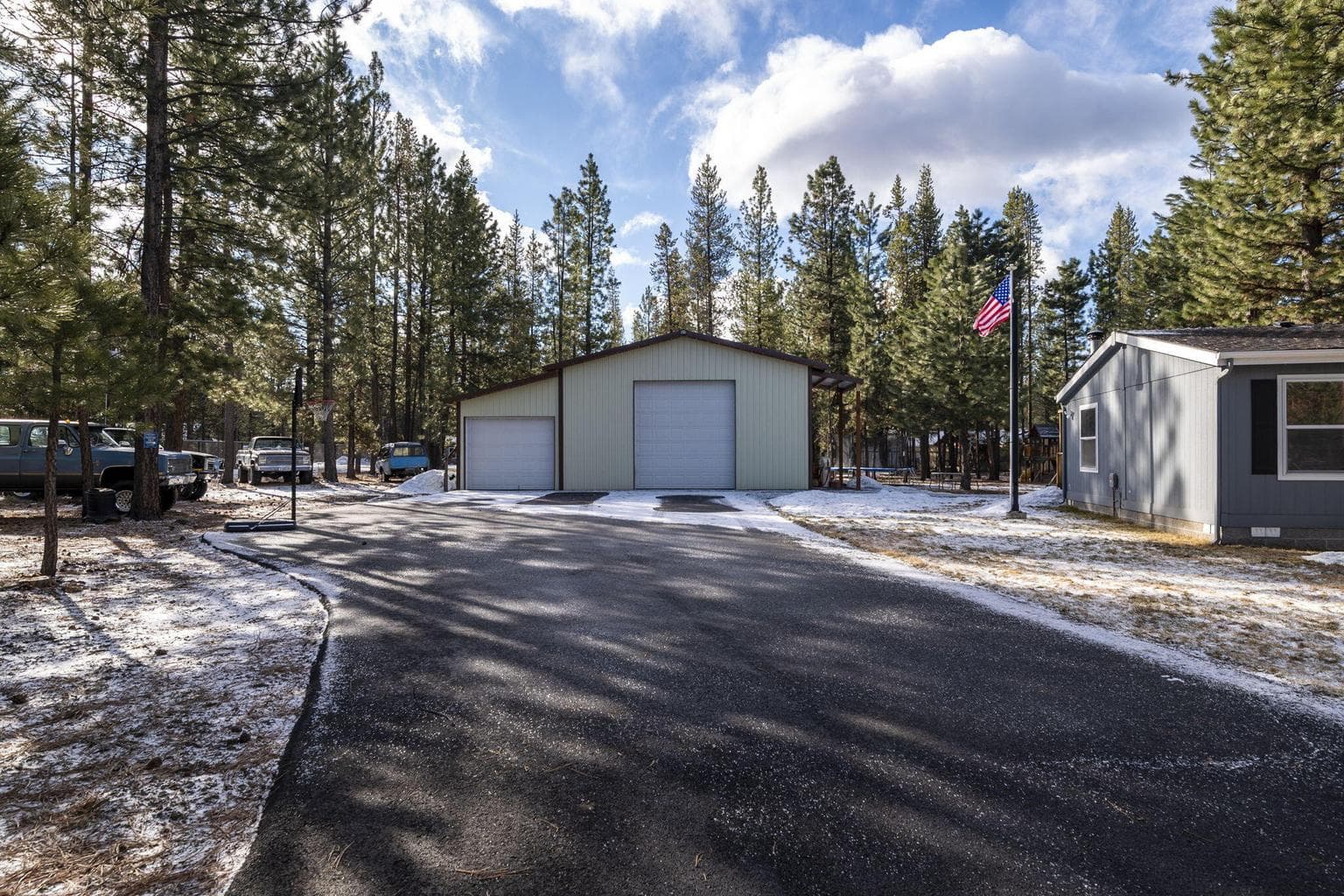Photo of 17575 Sutter Street 31 of 62