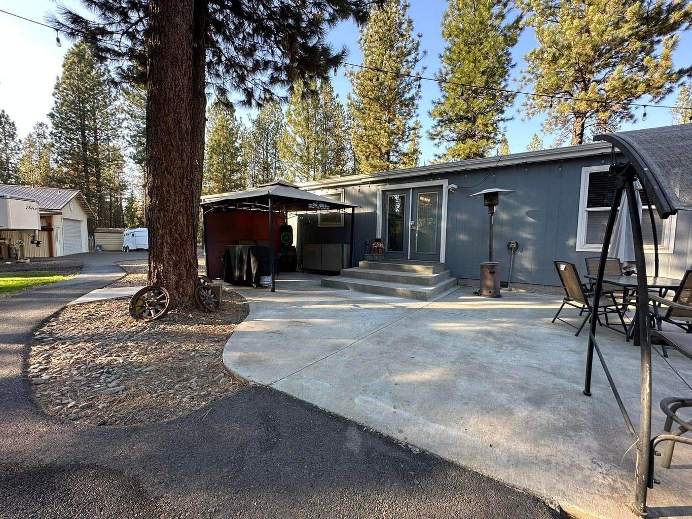 Photo of 17575 Sutter Street 54 of 62