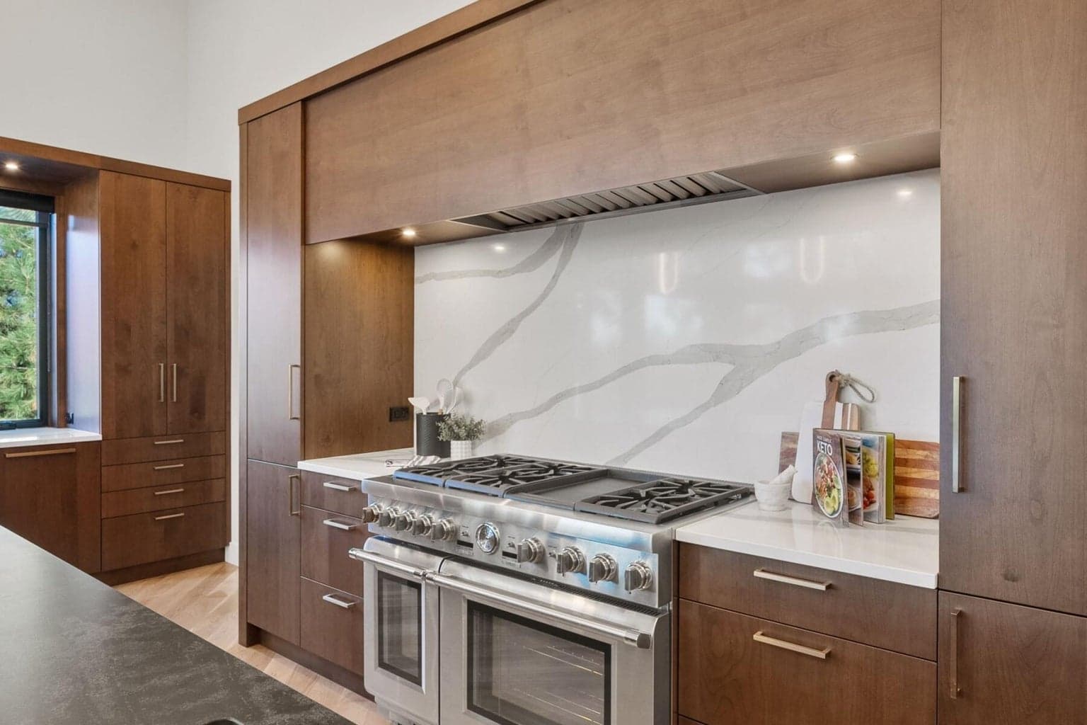 Photo of 2803 NW Starview Drive 25 of 49
