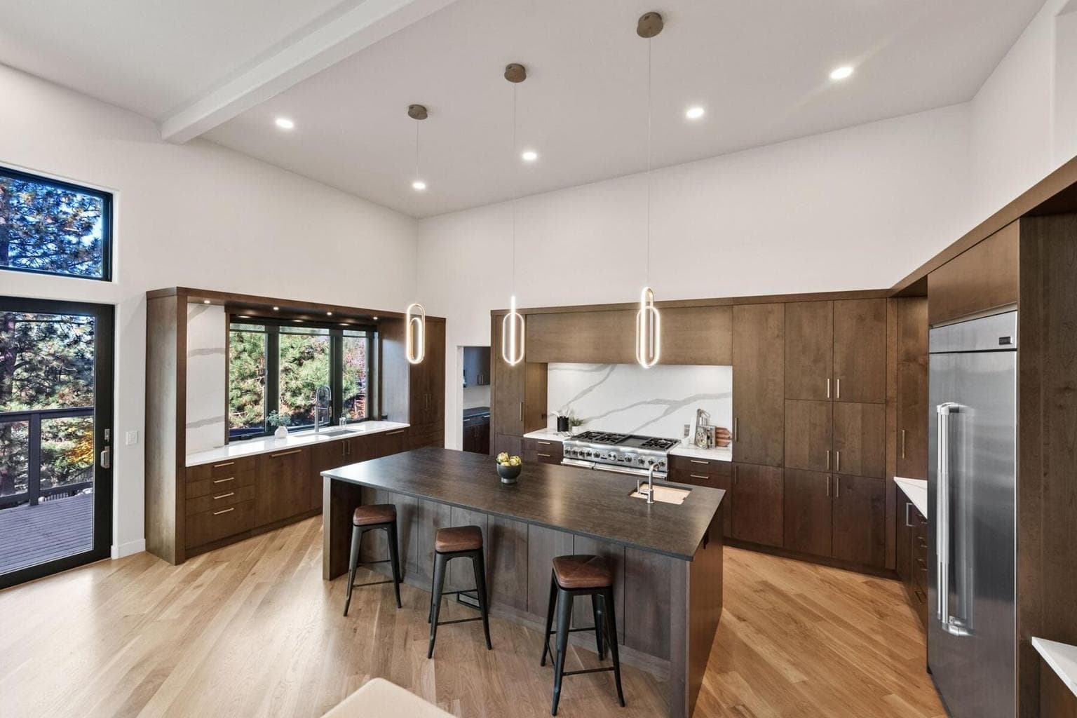 Photo of 2803 NW Starview Drive 28 of 49