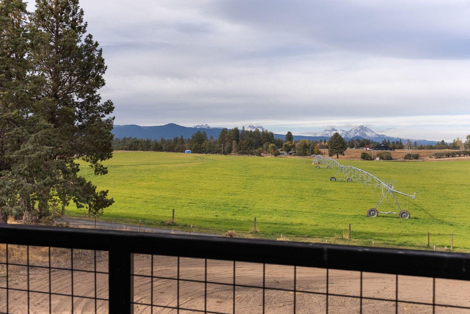 Photo of 19045 Tumalo Reservoir Road 34 of 50