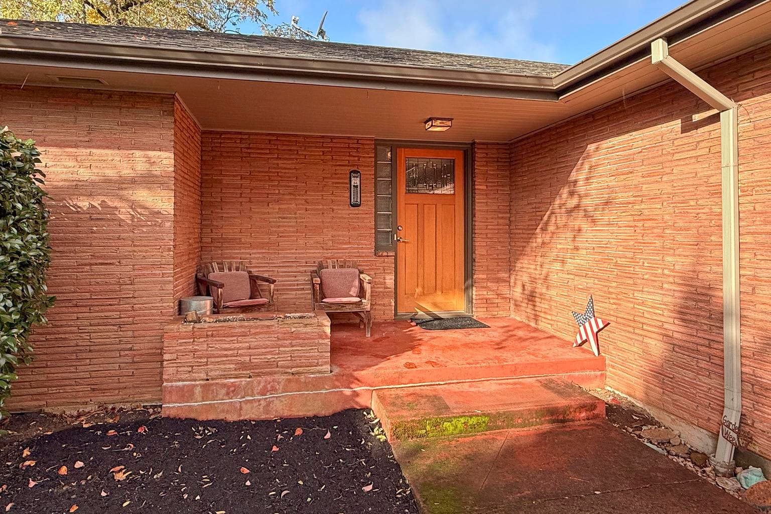 Photo of 571 Wade 4 of 45