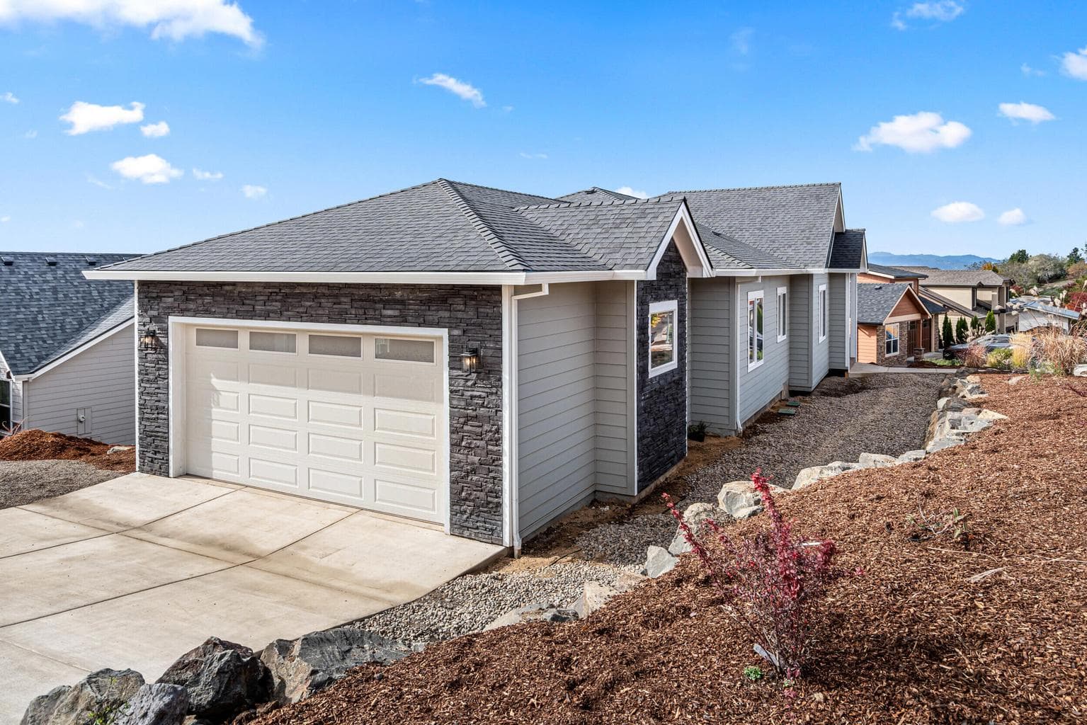 Photo of 4260 Falcon Ridge 4 of 47
