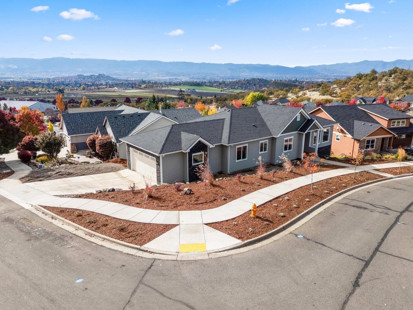 Photo of 4260 Falcon Ridge 2 of 47