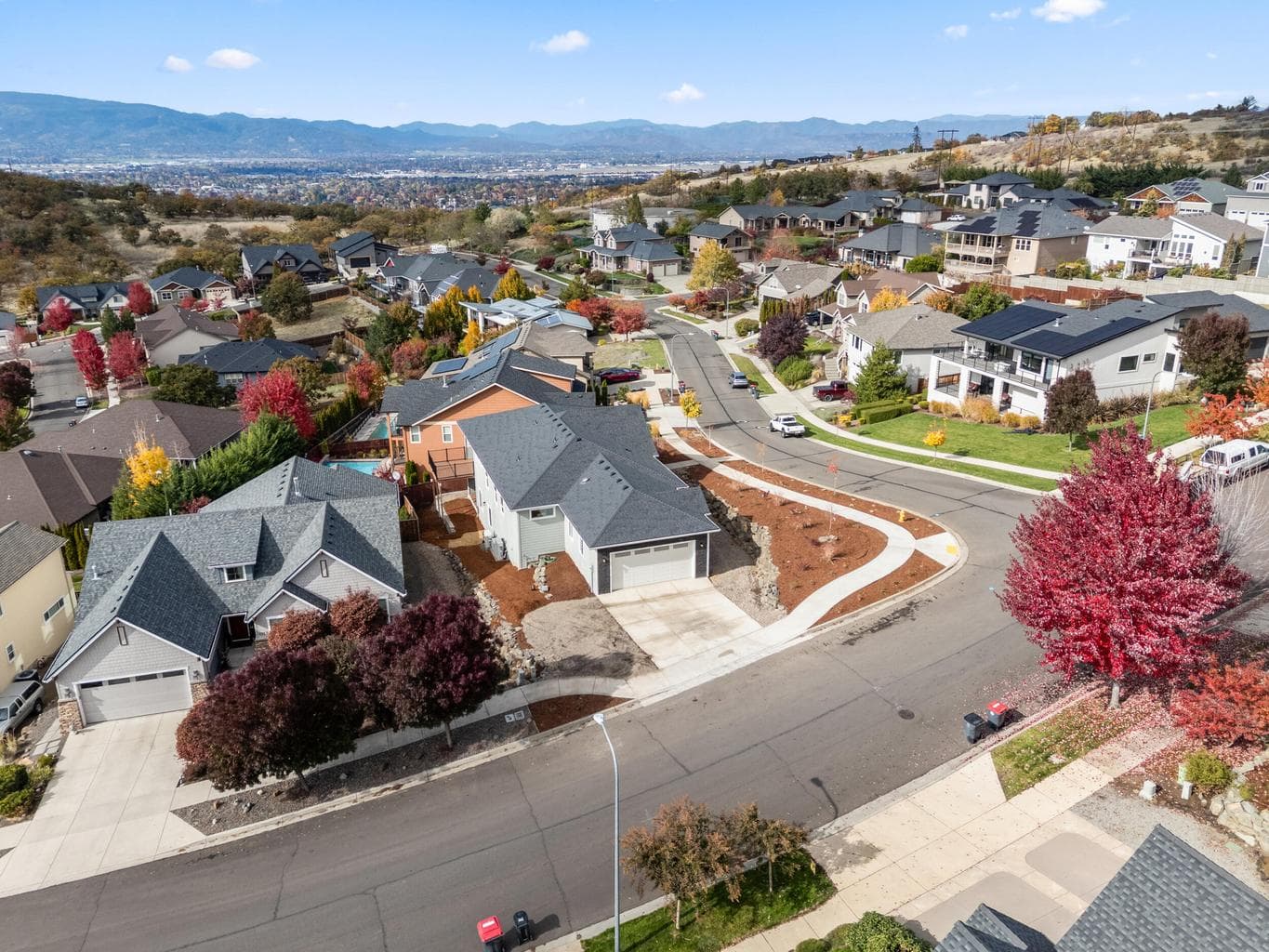 Photo of 4260 Falcon Ridge 3 of 47